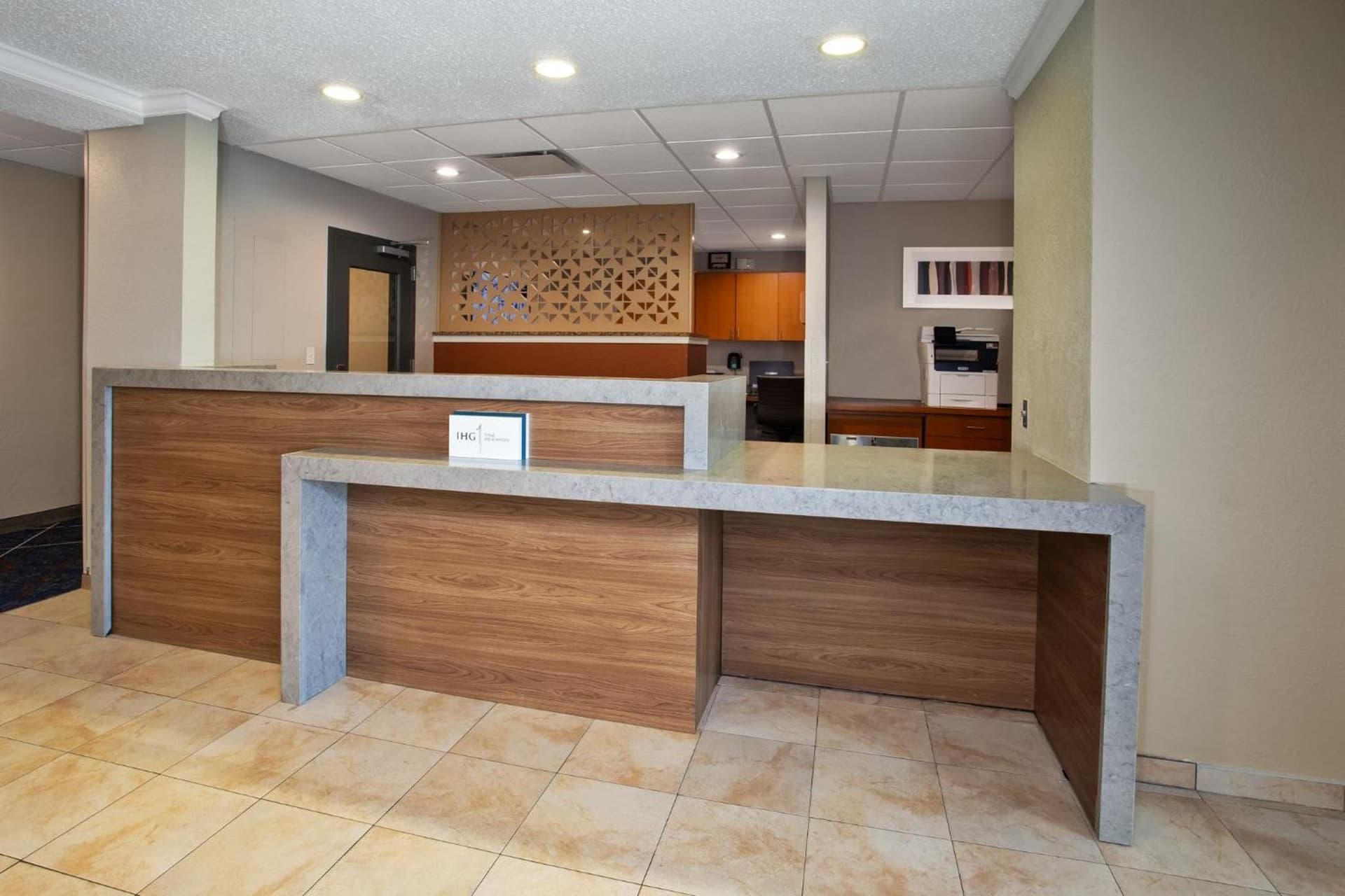 Candlewood Suites Kenosha - Pleasant Prairie by IHG gallery photo in Pleasant Prairie, WI — image 4