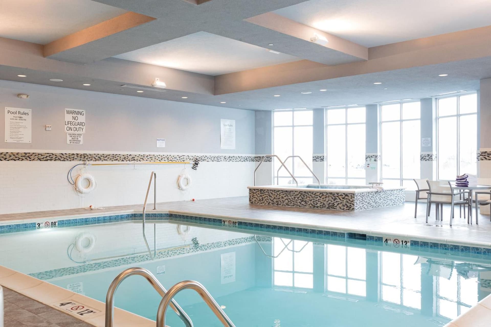 Holiday Inn Hotel & Suites Davenport by IHG gallery photo in Davenport, IA — image 31