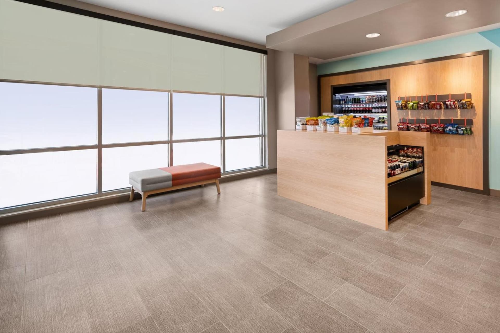avid hotels - Brooklyn Dyker Heights by IHG gallery photo in Brooklyn, NY — image 15