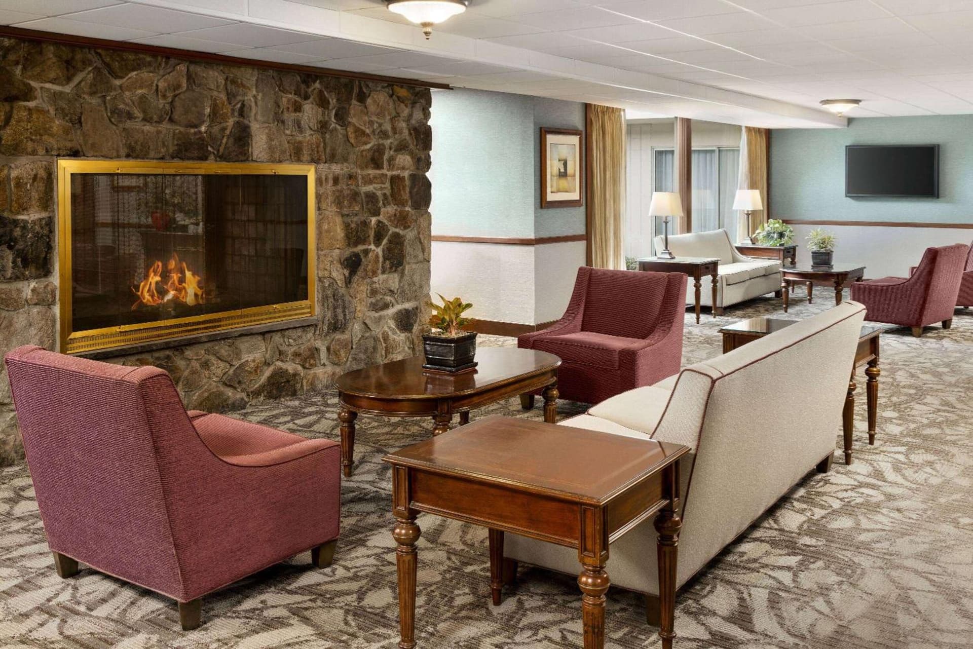 Ramada Plaza by Wyndham Portland gallery photo in Portland, ME — image 52