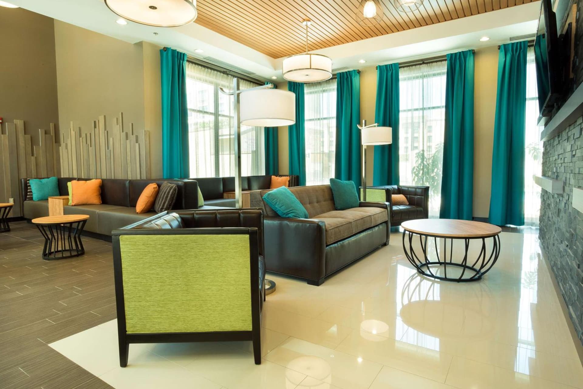 Heritage Inn & Suites San Antonio Airport, Trademark Wyndham property views in San Antonio, TX — gallery photo 3