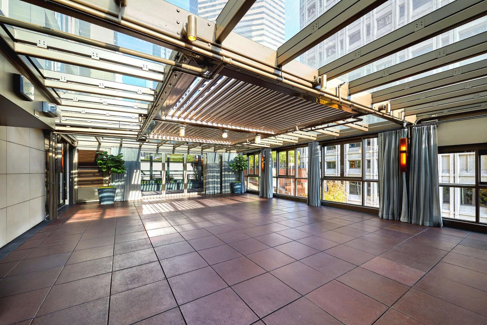 Hotel 1000, In The Unbound Collection By Hyatt property views in Seattle, WA — gallery photo 3