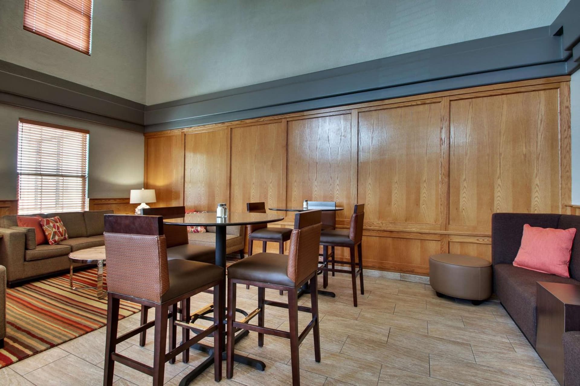 Drury Inn & Suites Albuquerque North gallery photo in Albuquerque, NM — image 17