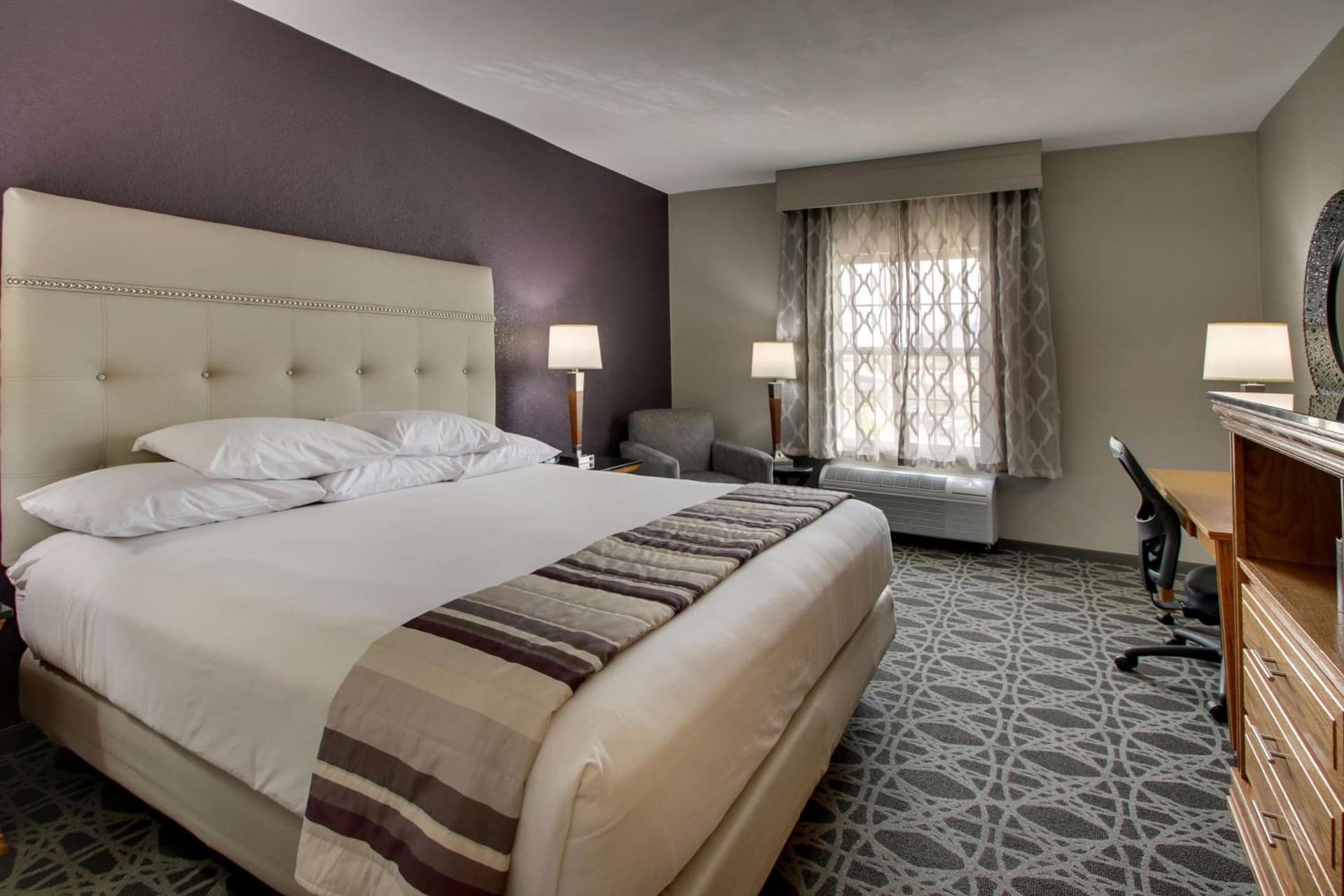 Drury Inn & Suites Albuquerque North gallery photo in Albuquerque, NM — image 54