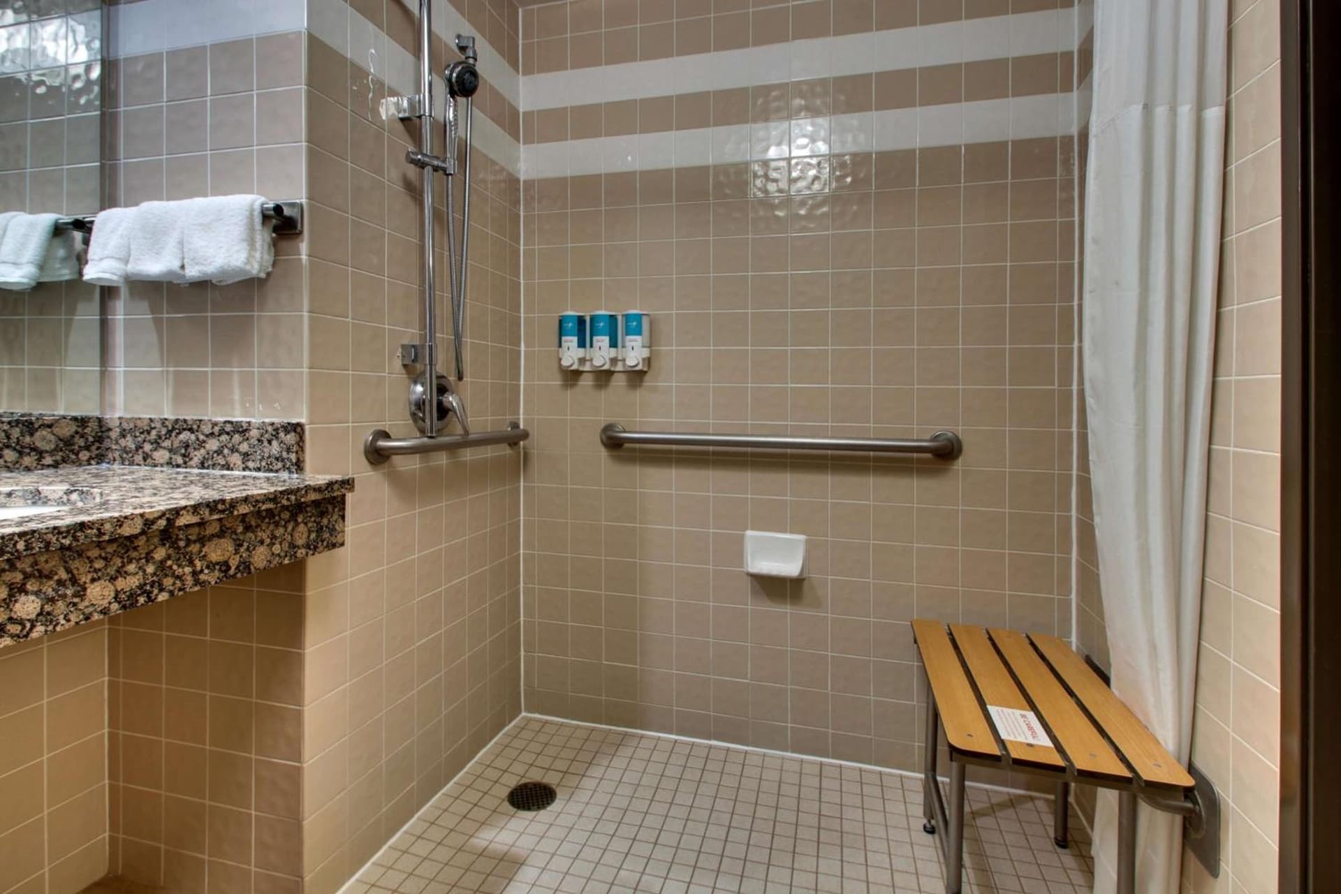 Drury Inn & Suites Albuquerque North gallery photo in Albuquerque, NM — image 4