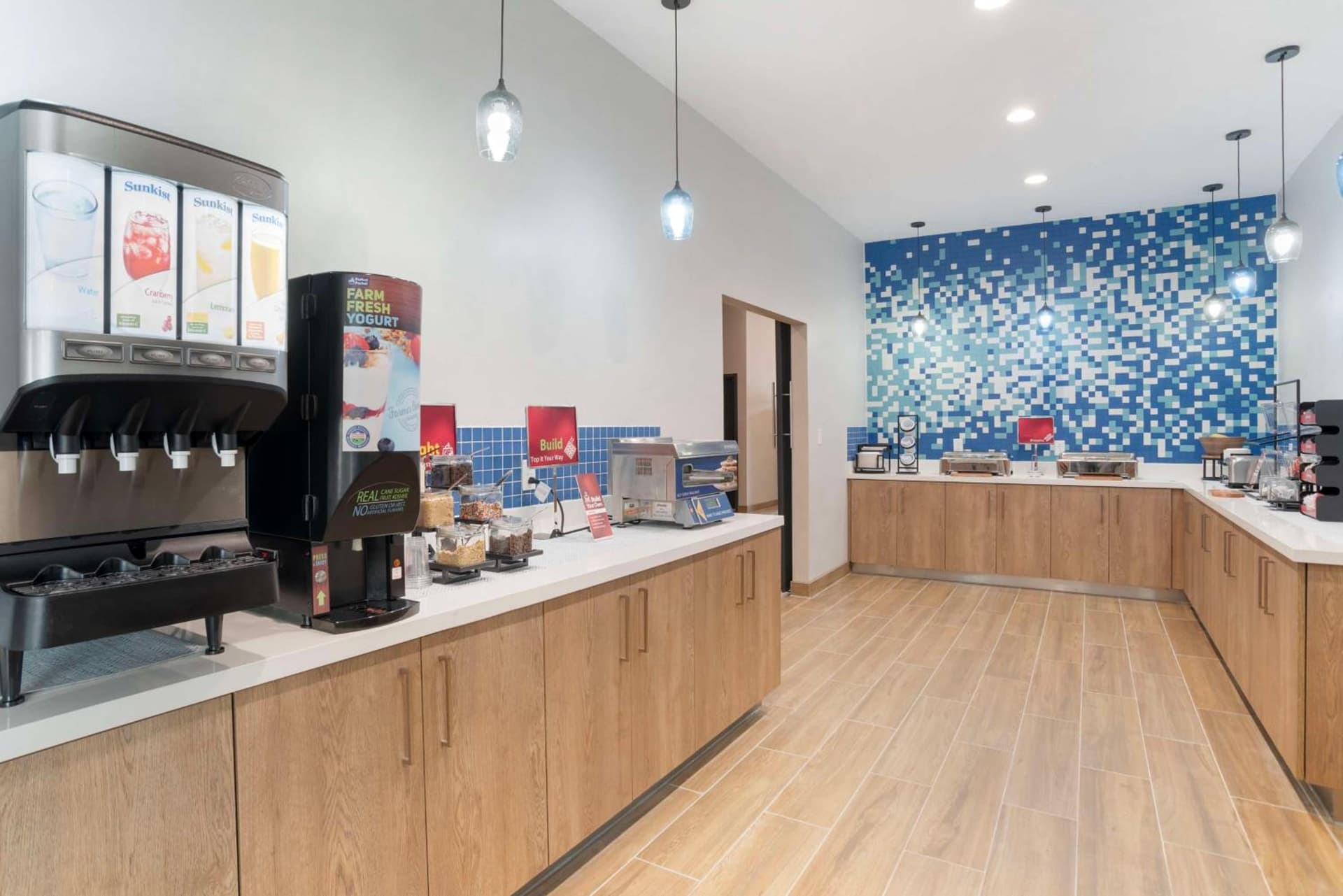 Best Western Plus Mobile Inn and Suites gallery photo in Mobile, AL — image 9