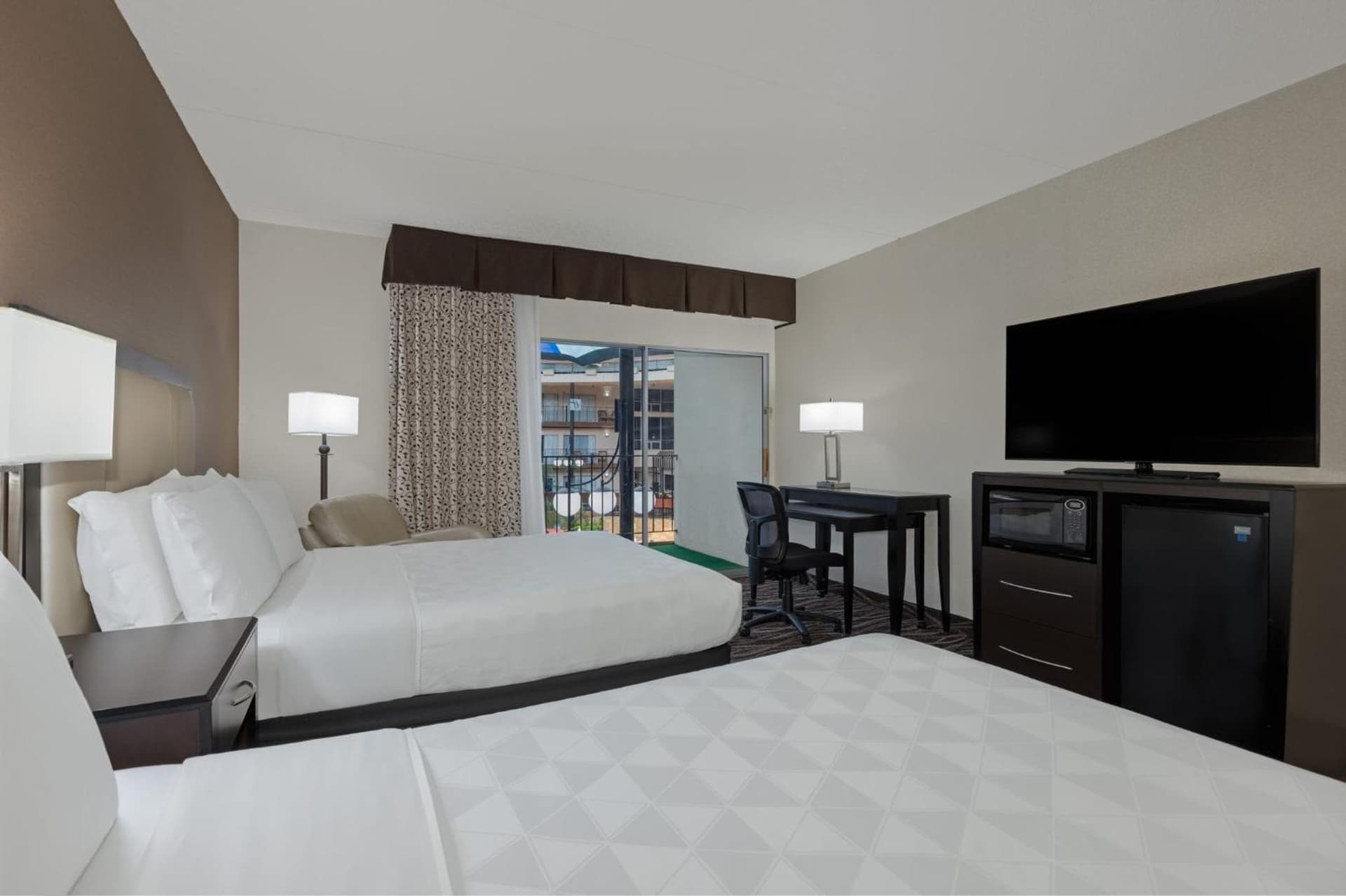 Holiday Inn Des Moines-Airport Conf Center by IHG gallery photo in Des Moines, IA — image 29