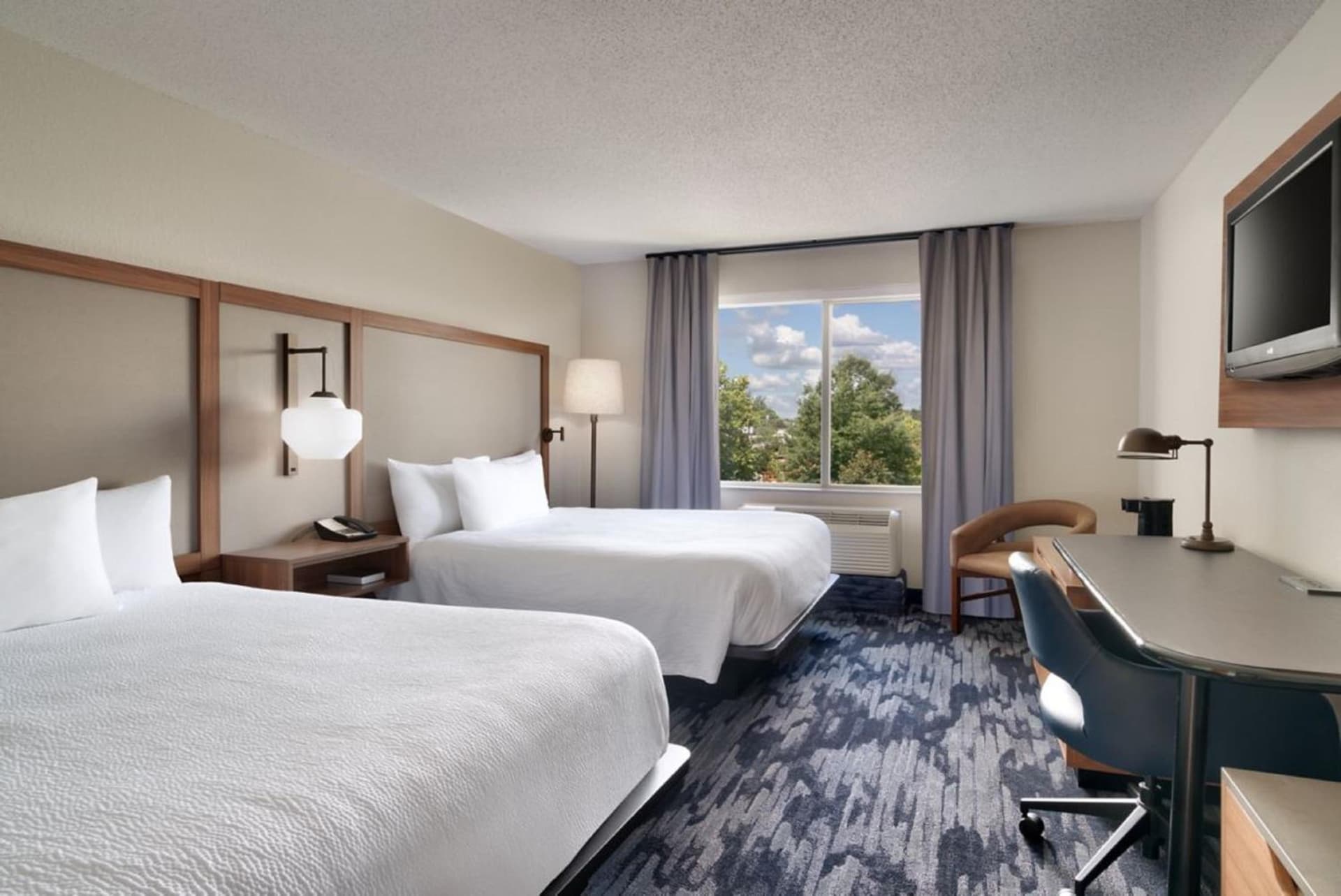 Fairfield Inn & Suites by Marriott Albany interior in Albany, GA — gallery photo 2