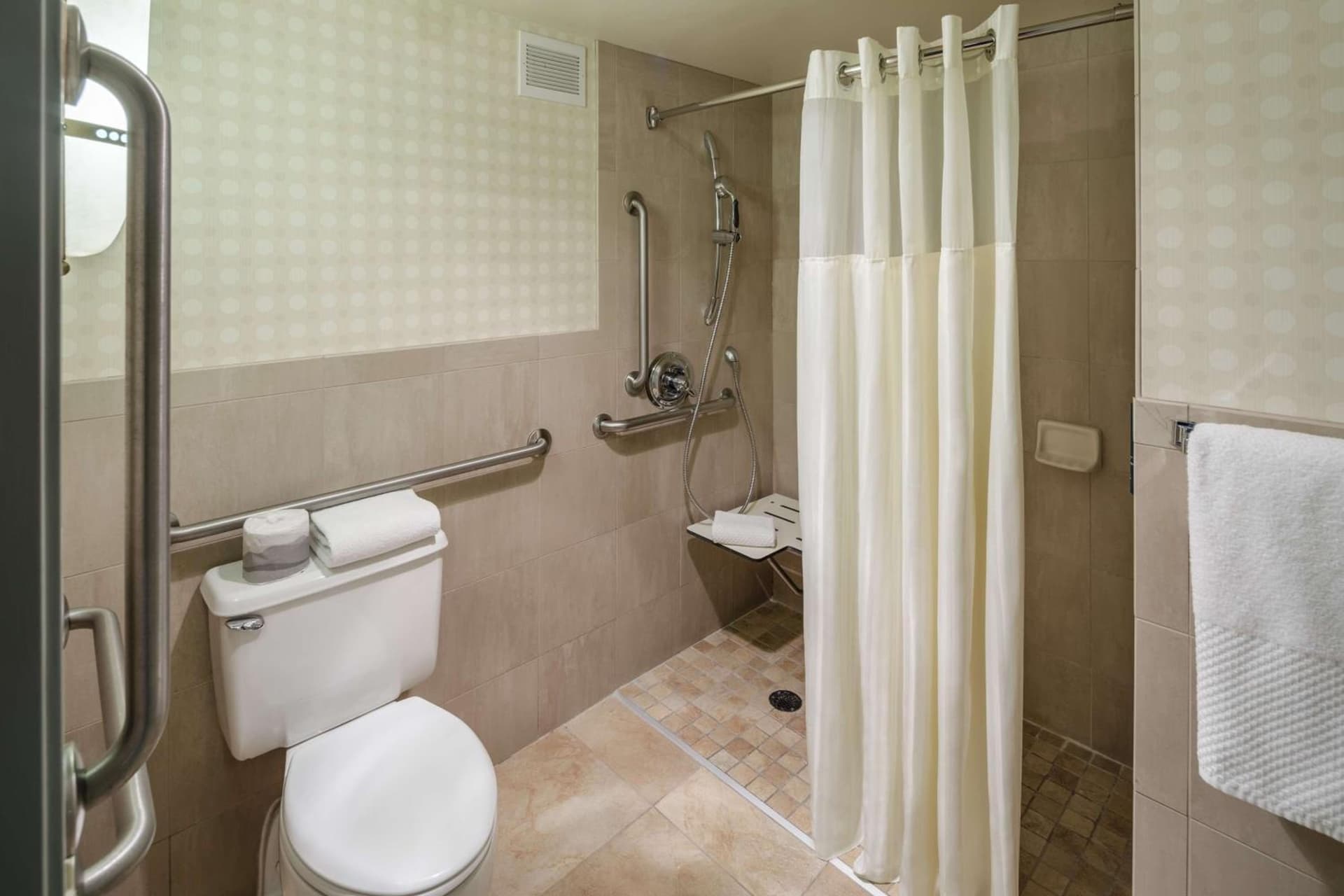 DoubleTree by Hilton Hotel Denver gallery photo in Denver, CO — image 22