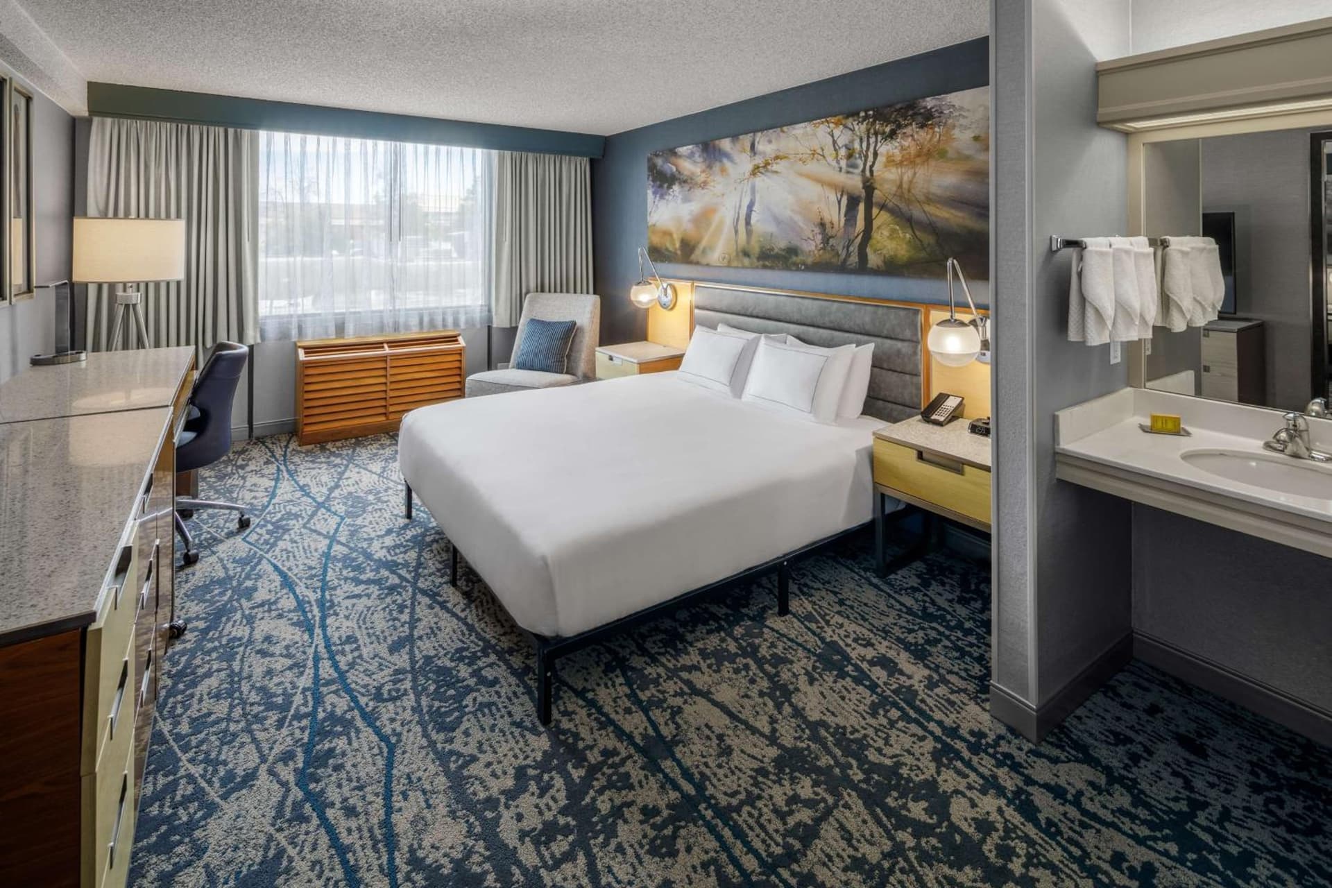 DoubleTree by Hilton Hotel Denver property views in Denver, CO — gallery photo 3