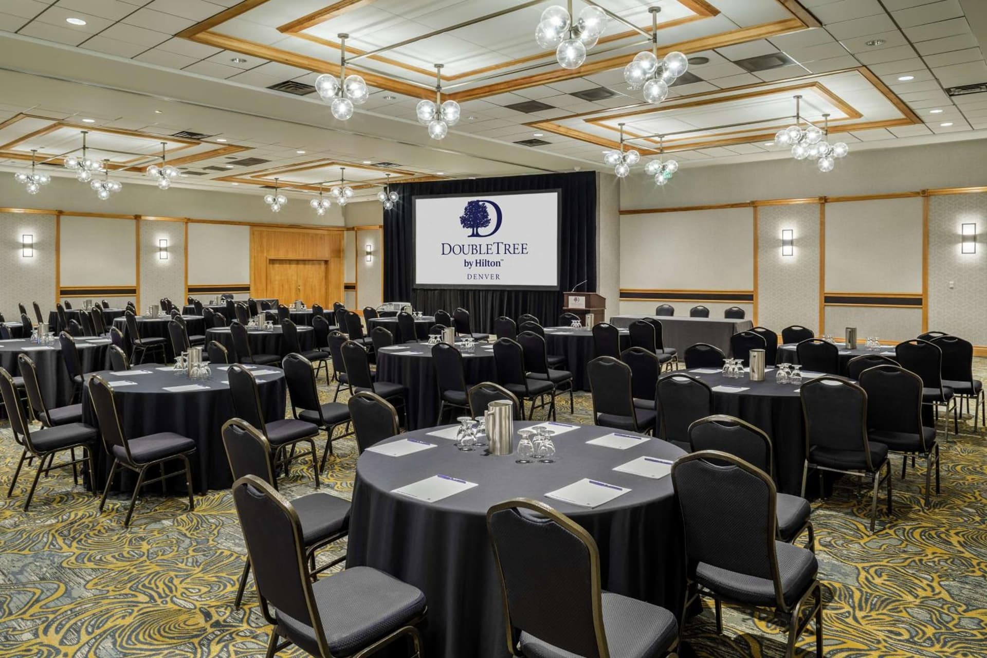 DoubleTree by Hilton Hotel Denver gallery photo in Denver, CO — image 31