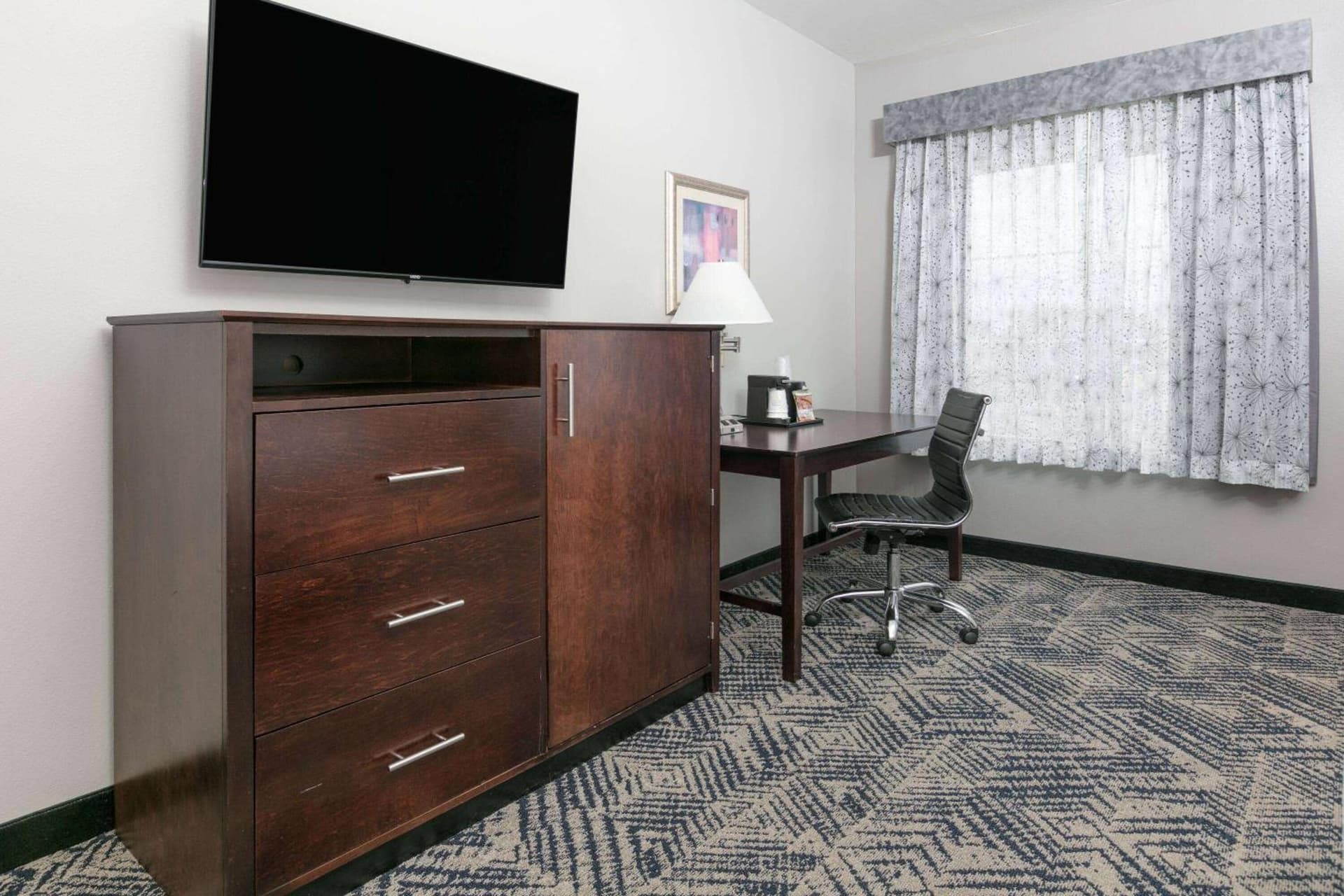 La Quinta by Wyndham Tulsa Airport / Expo Square gallery photo in Tulsa, OK — image 22