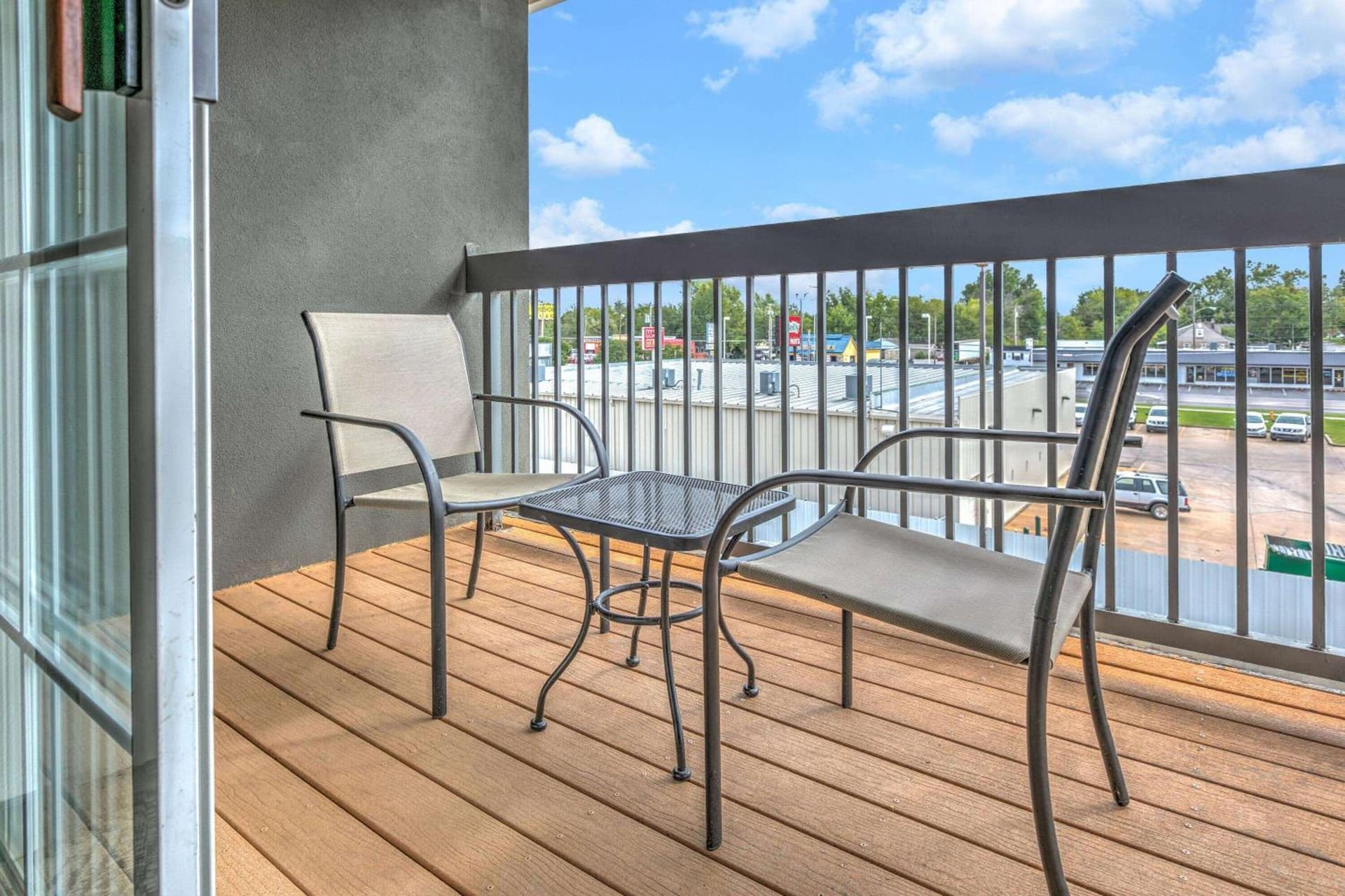 La Quinta by Wyndham Tulsa Airport / Expo Square gallery photo in Tulsa, OK — image 11
