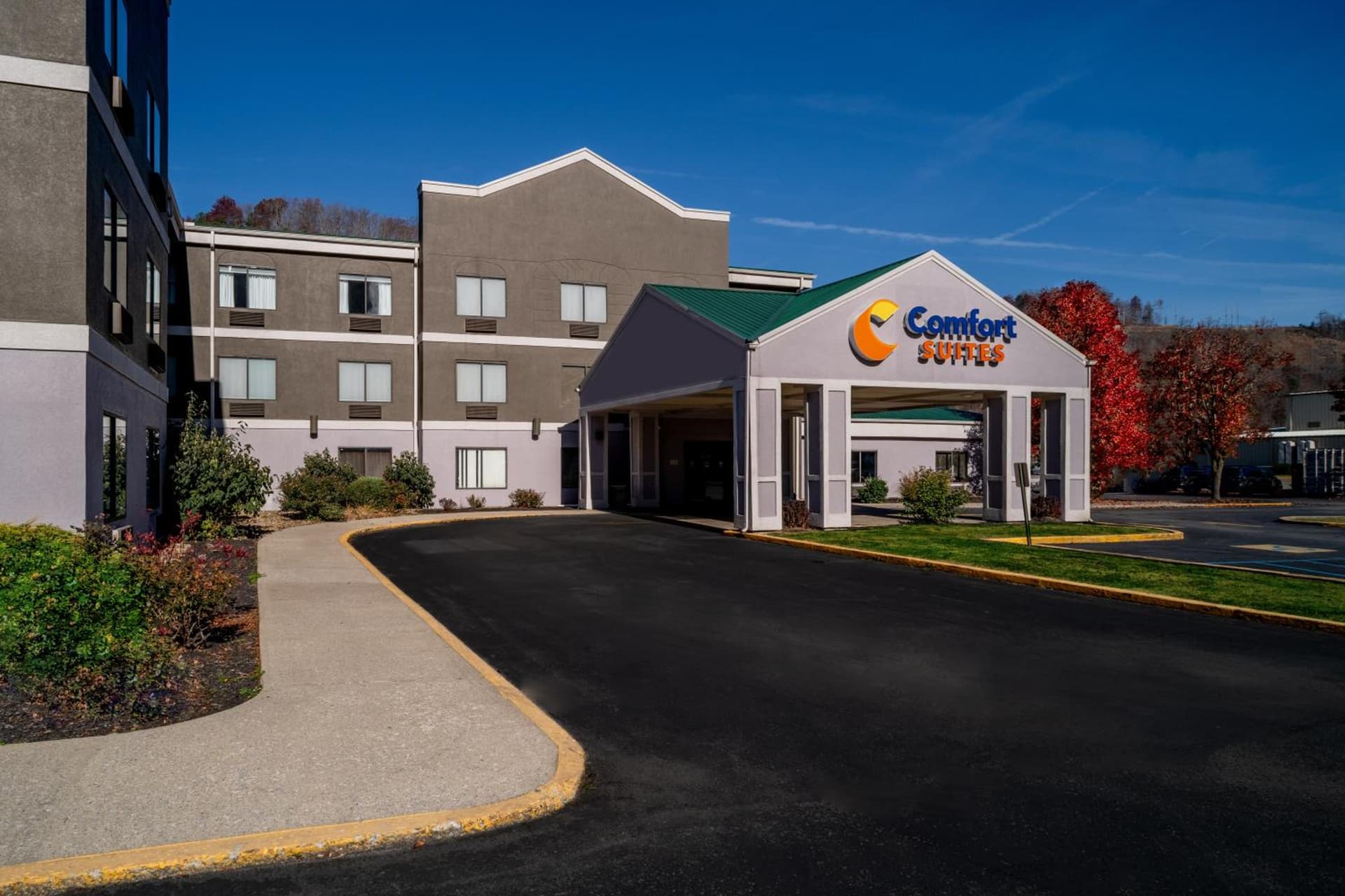 Comfort Suites Prestonsburg West featured exterior or lobby in Prestonsburg, KY — similar hotel