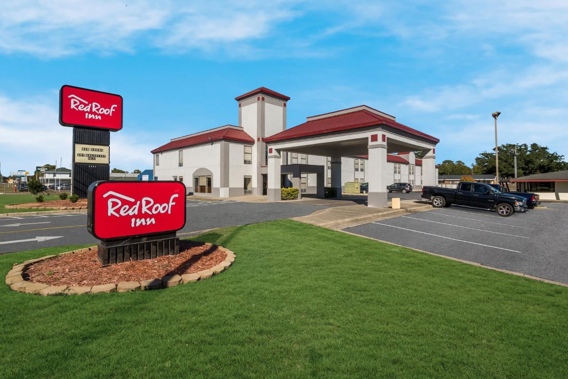 Red Roof Inn Washington, NC interior in Washington, NC — gallery photo 2