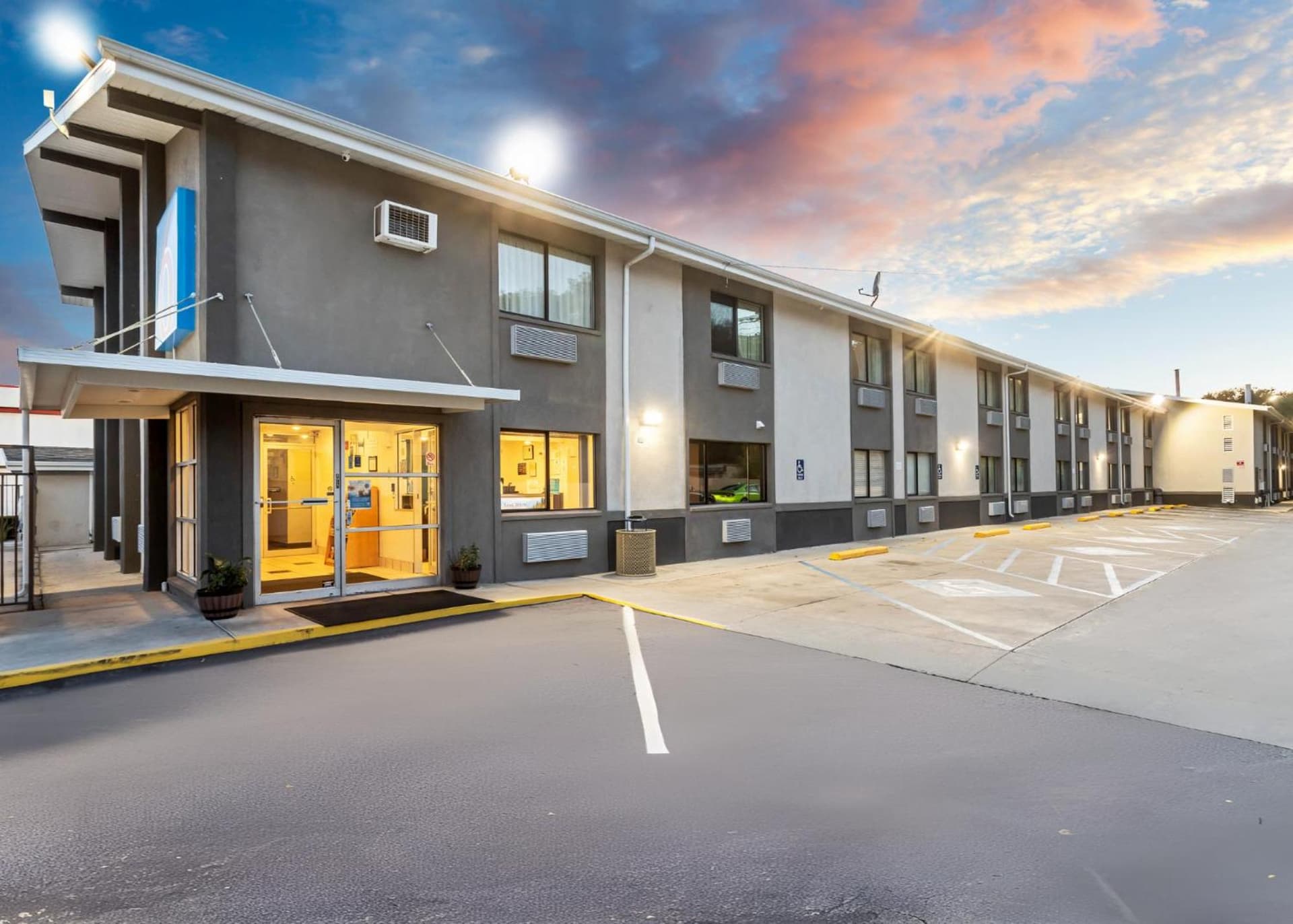Motel 6 Ogden, UT- Downtown gallery photo in Ogden, UT — image 45