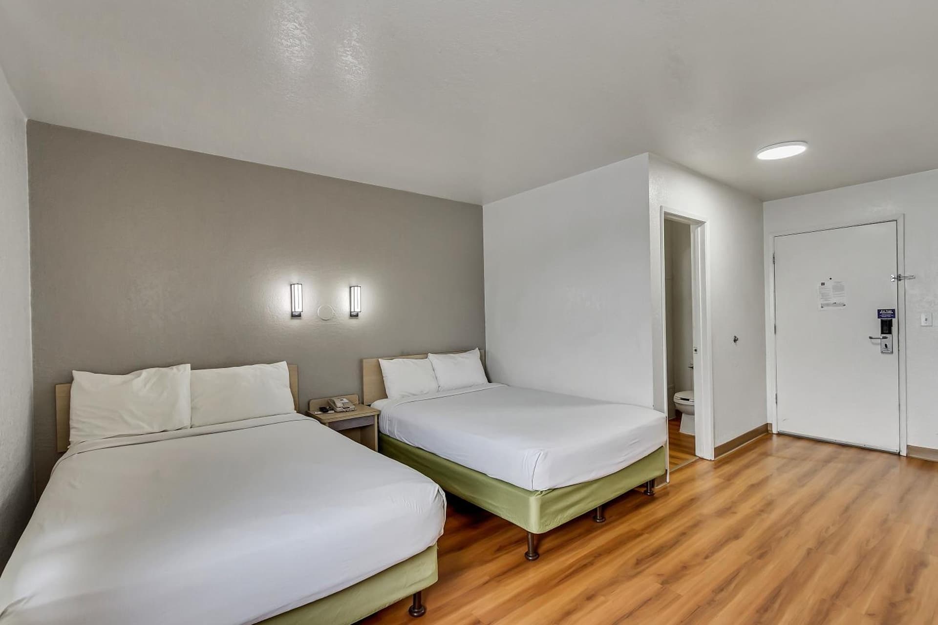 Motel 6 Ogden, UT- Downtown gallery photo in Ogden, UT — image 23
