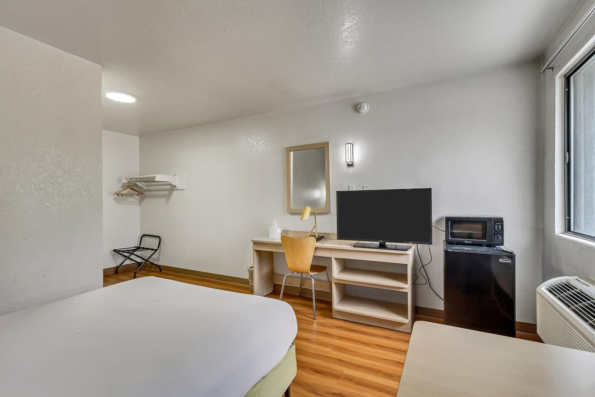 Motel 6 Ogden, UT- Downtown gallery photo in Ogden, UT — image 48