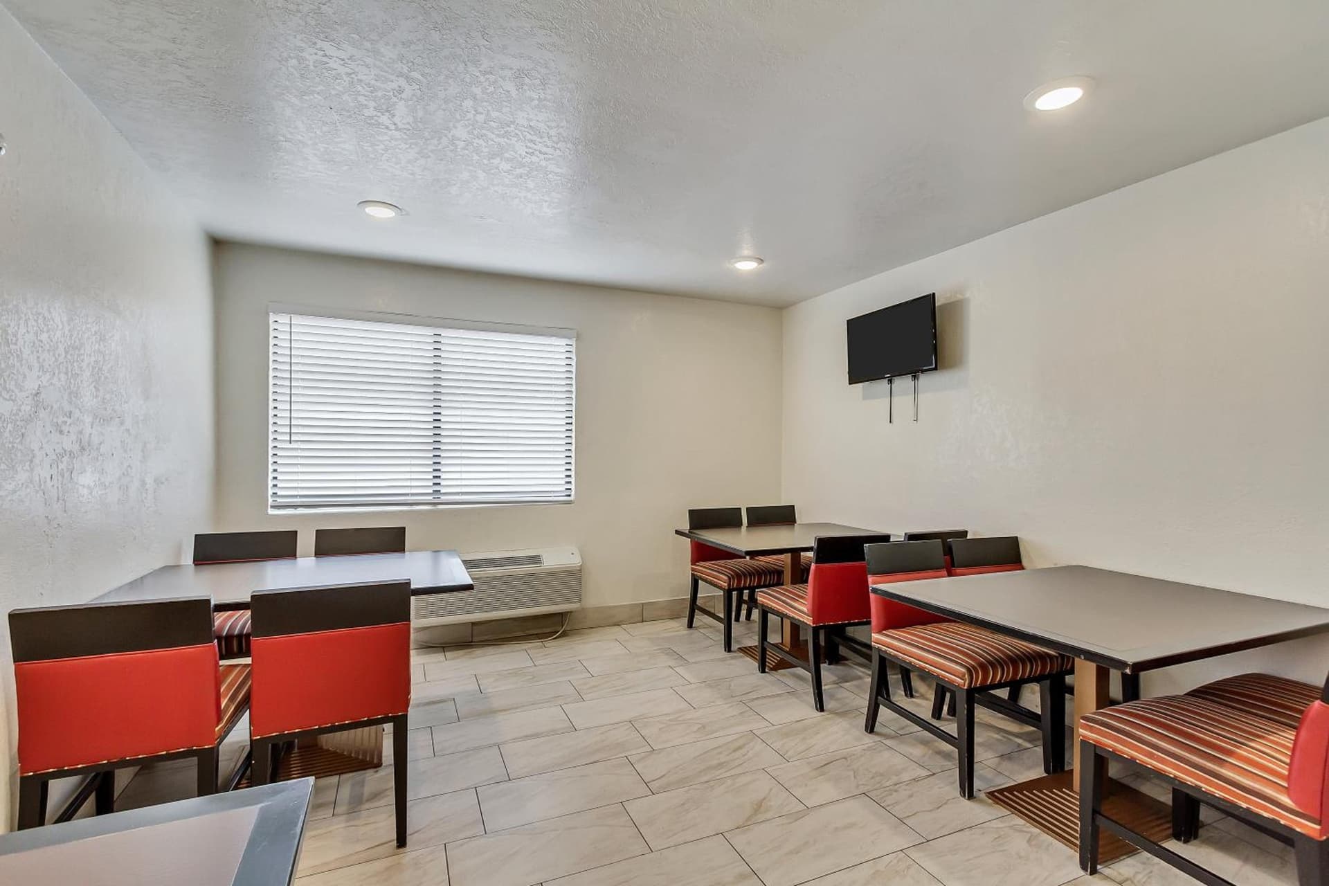 Motel 6 Ogden, UT- Downtown gallery photo in Ogden, UT — image 37