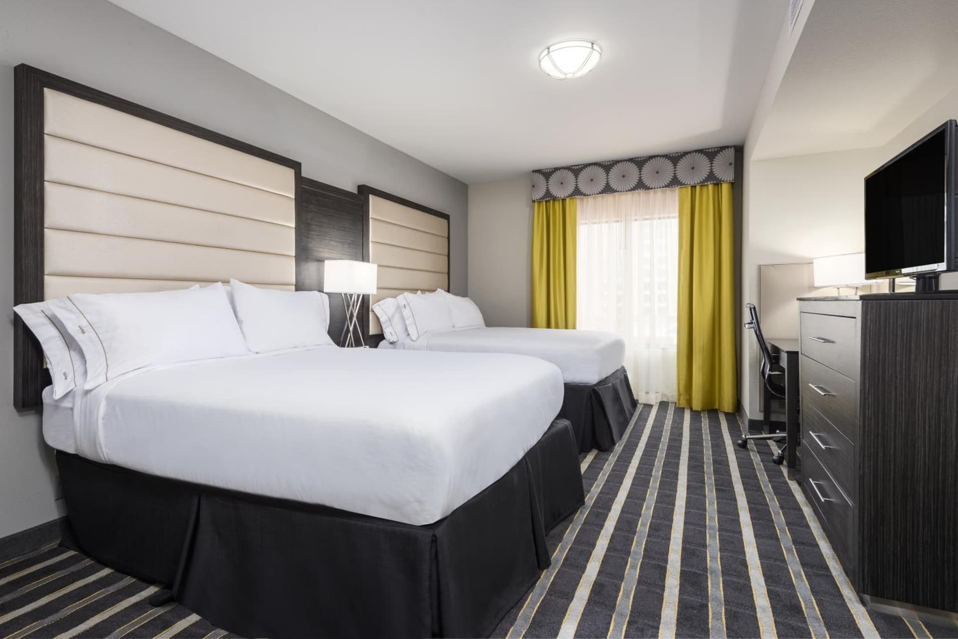 Holiday Inn Express and Suites Norman by IHG gallery photo in Norman, OK — image 31