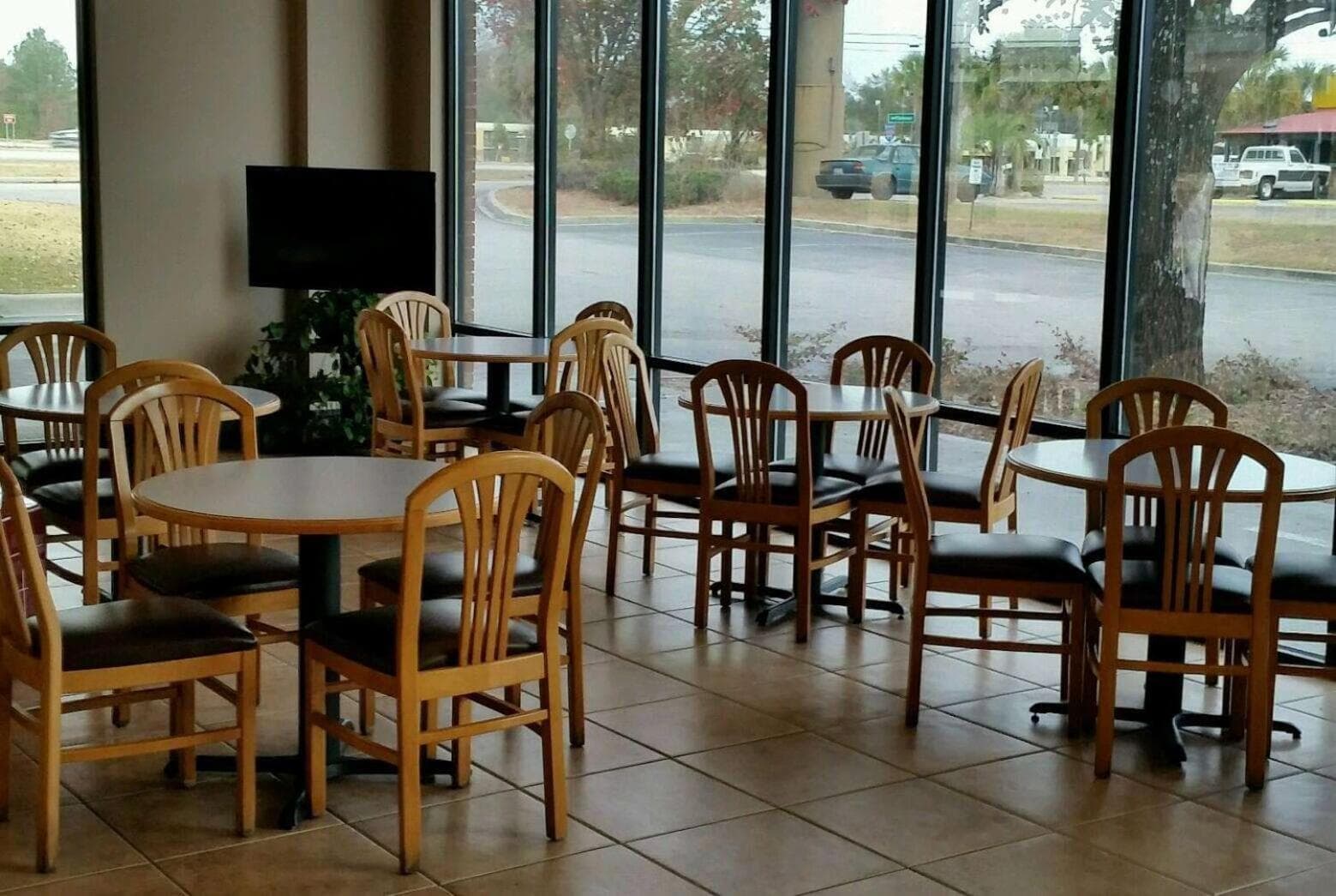 Days Inn by Wyndham St George property views in Saint George, SC — gallery photo 3