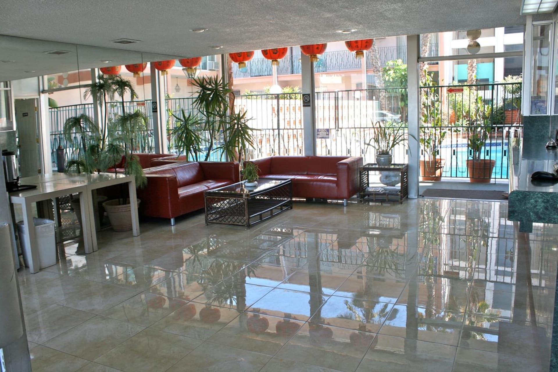 Royal Century Hotel gallery photo in Inglewood, CA — image 6