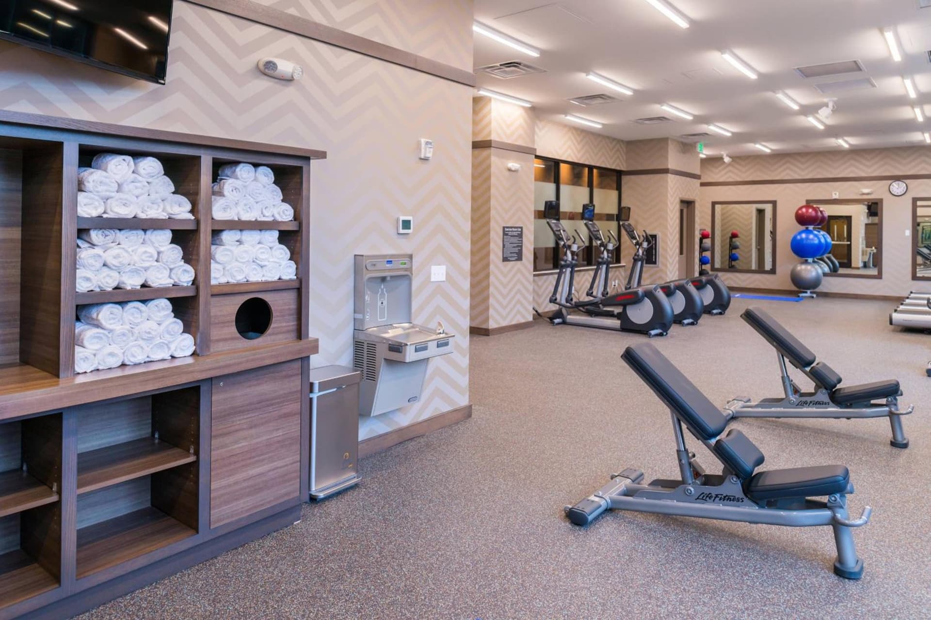 Residence Inn by Marriott Seattle University District gallery photo in Seattle, WA — image 5