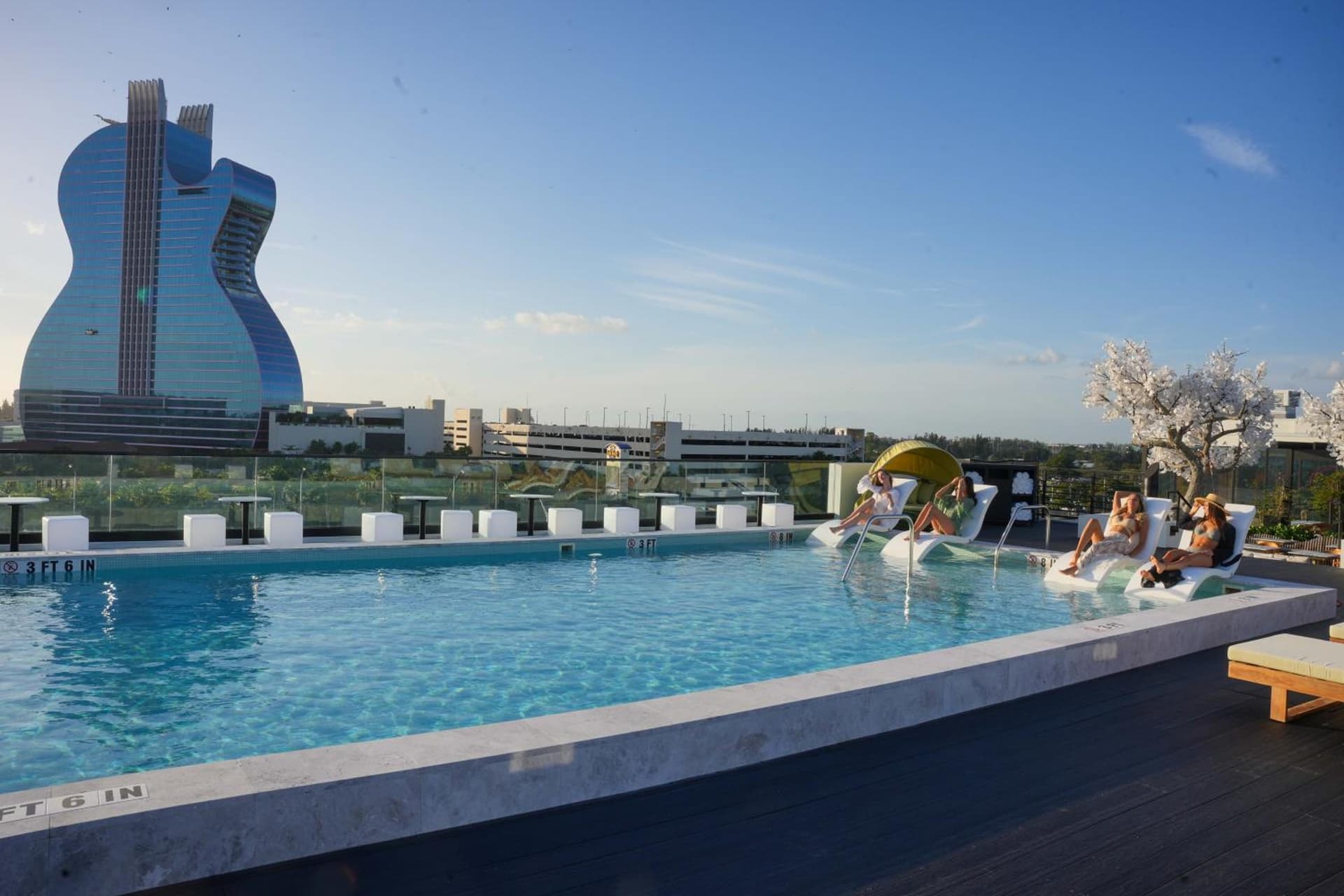 Dolce by Wyndham Hollywood gallery photo in Hollywood, FL — image 94