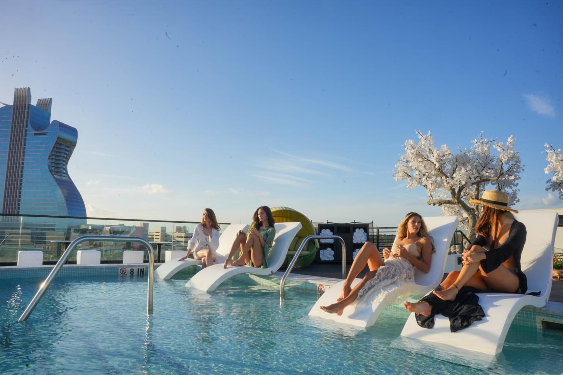 Dolce by Wyndham Hollywood gallery photo in Hollywood, FL — image 101