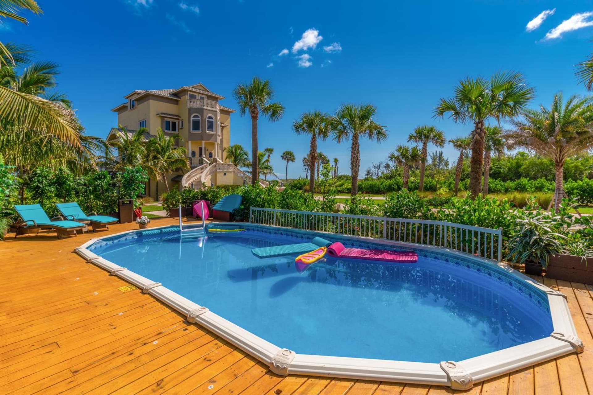 Bella Vista property views in Fort Pierce, FL — gallery photo 3