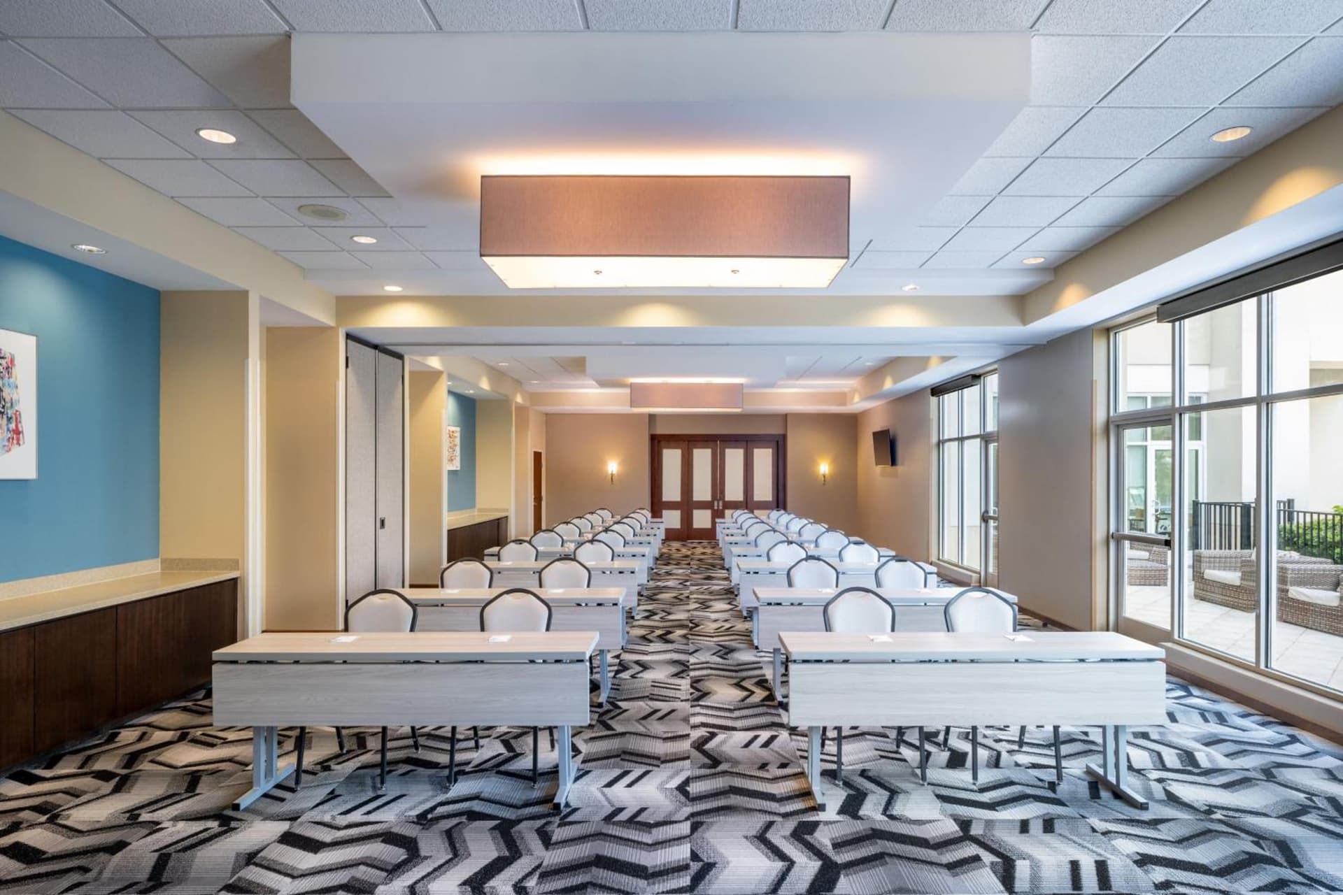 SpringHill Suites by Marriott Orlando at FLAMINGO CROSSINGS Town Center-Western Entrance gallery photo in Orlando, FL — image 41
