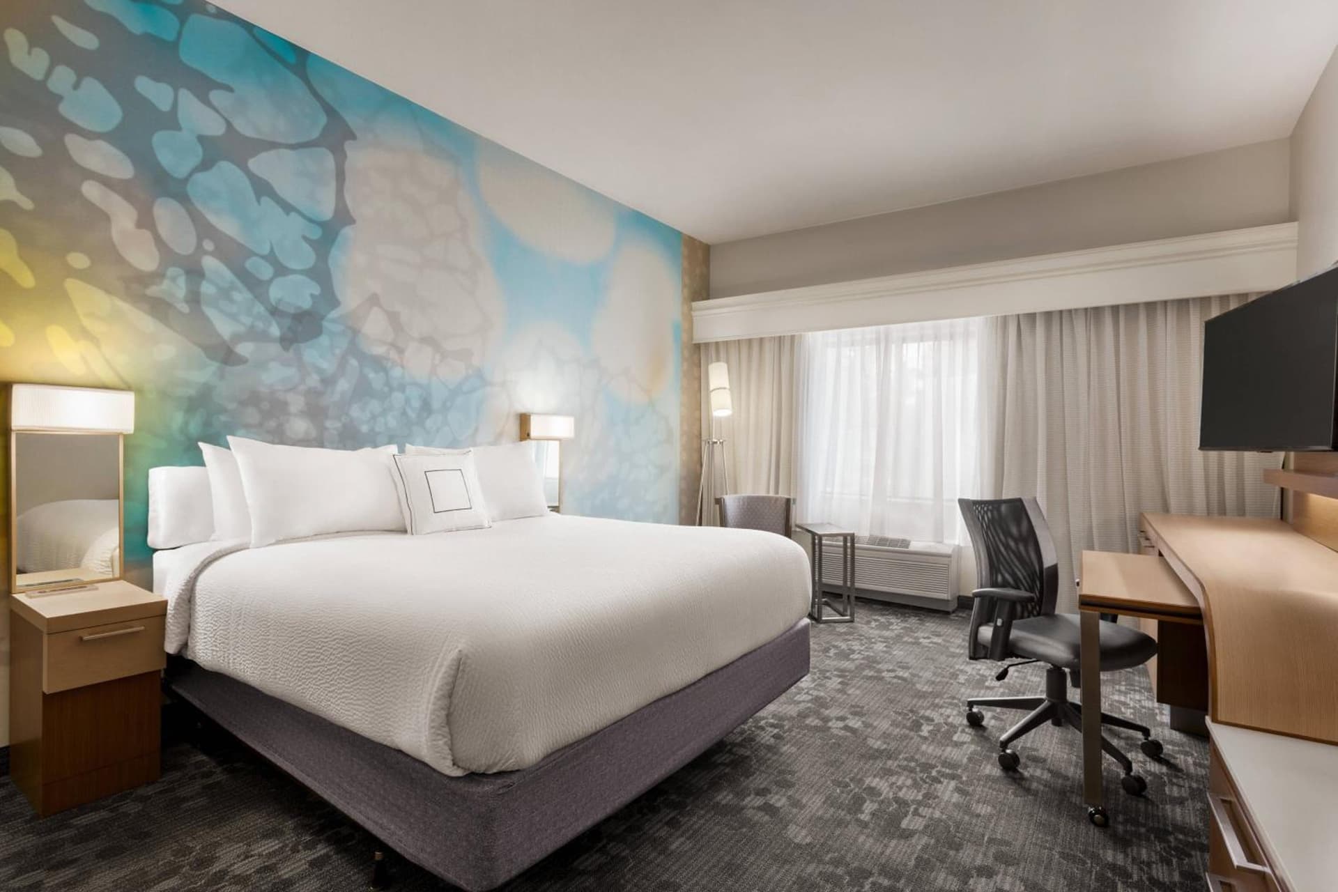 Courtyard by Marriott Palmdale interior in Palmdale, CA — gallery photo 2