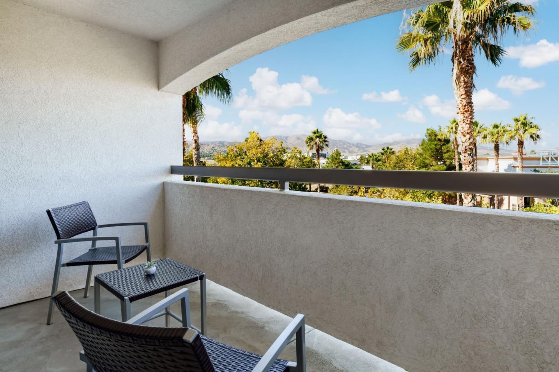 Courtyard by Marriott Palmdale gallery photo in Palmdale, CA — image 48