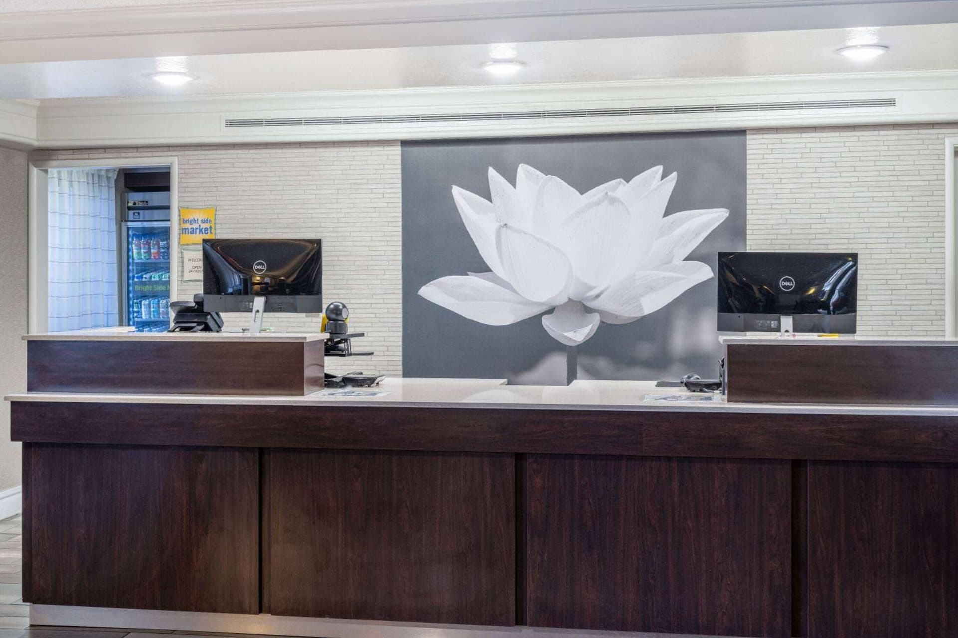 La Quinta Inn by Wyndham Sacramento North gallery photo in Sacramento, CA — image 19