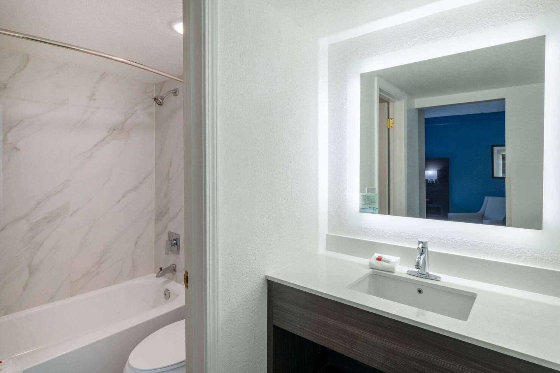 La Quinta Inn by Wyndham Sacramento North gallery photo in Sacramento, CA — image 37