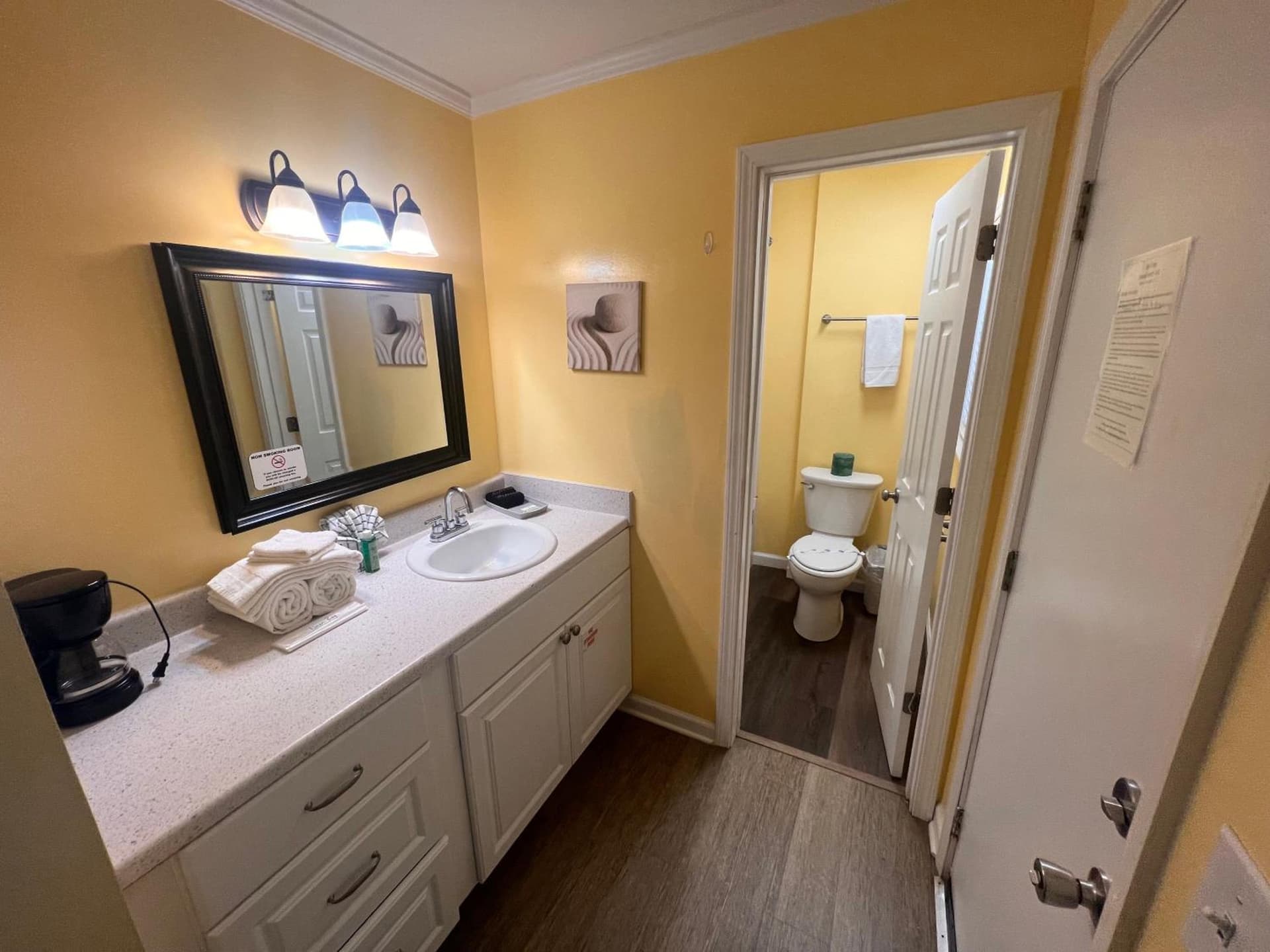 Sea Vista Motel gallery photo in Topsail Beach, NC — image 35