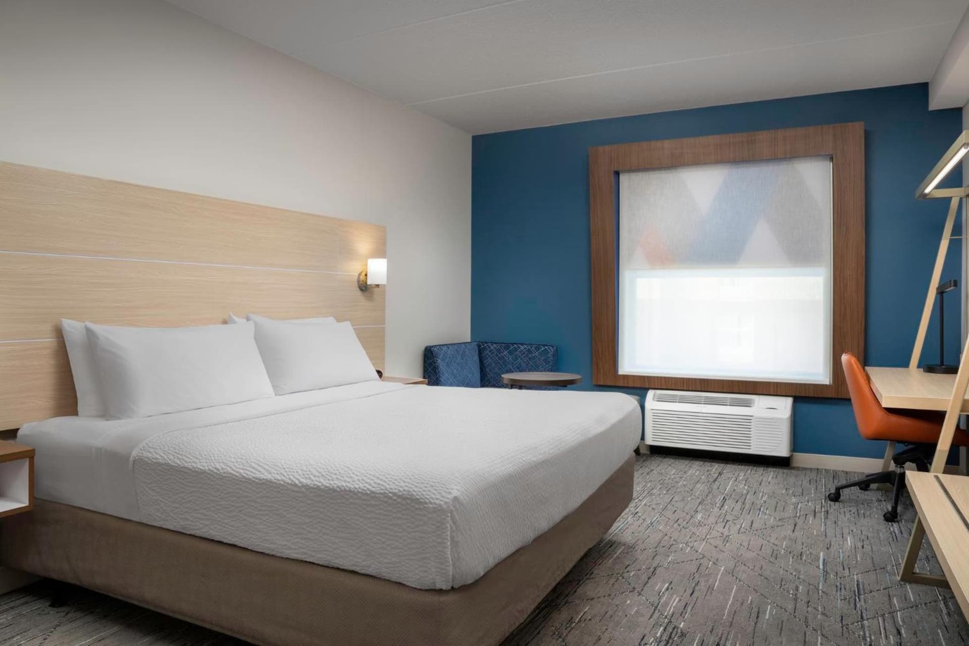 Holiday Inn Express & Suites Pittsburgh North Shore by IHG gallery photo in Pittsburgh, PA — image 49