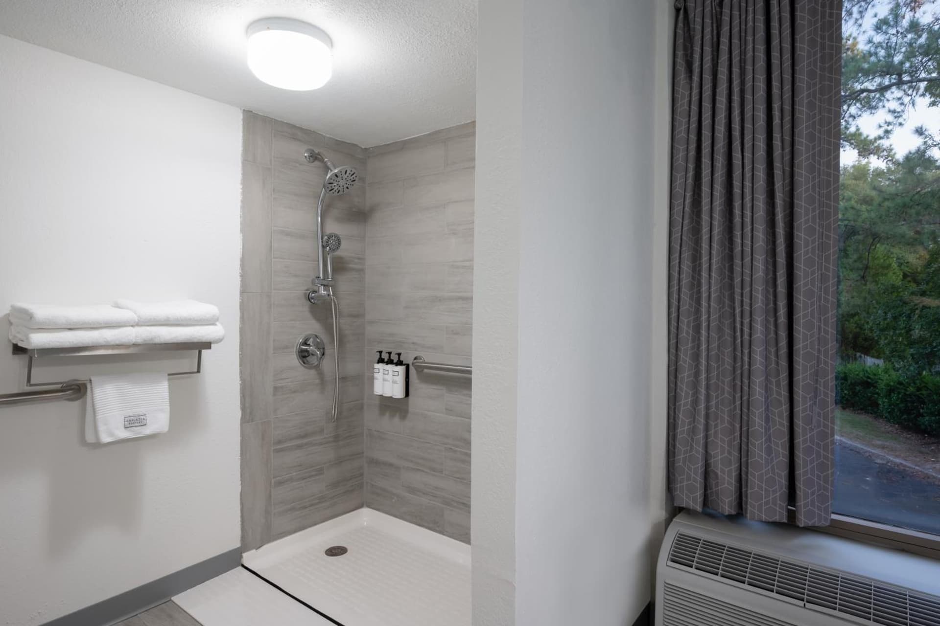 Wyndham Garden Columbia-Ft Jackson gallery photo in Columbia, SC — image 61