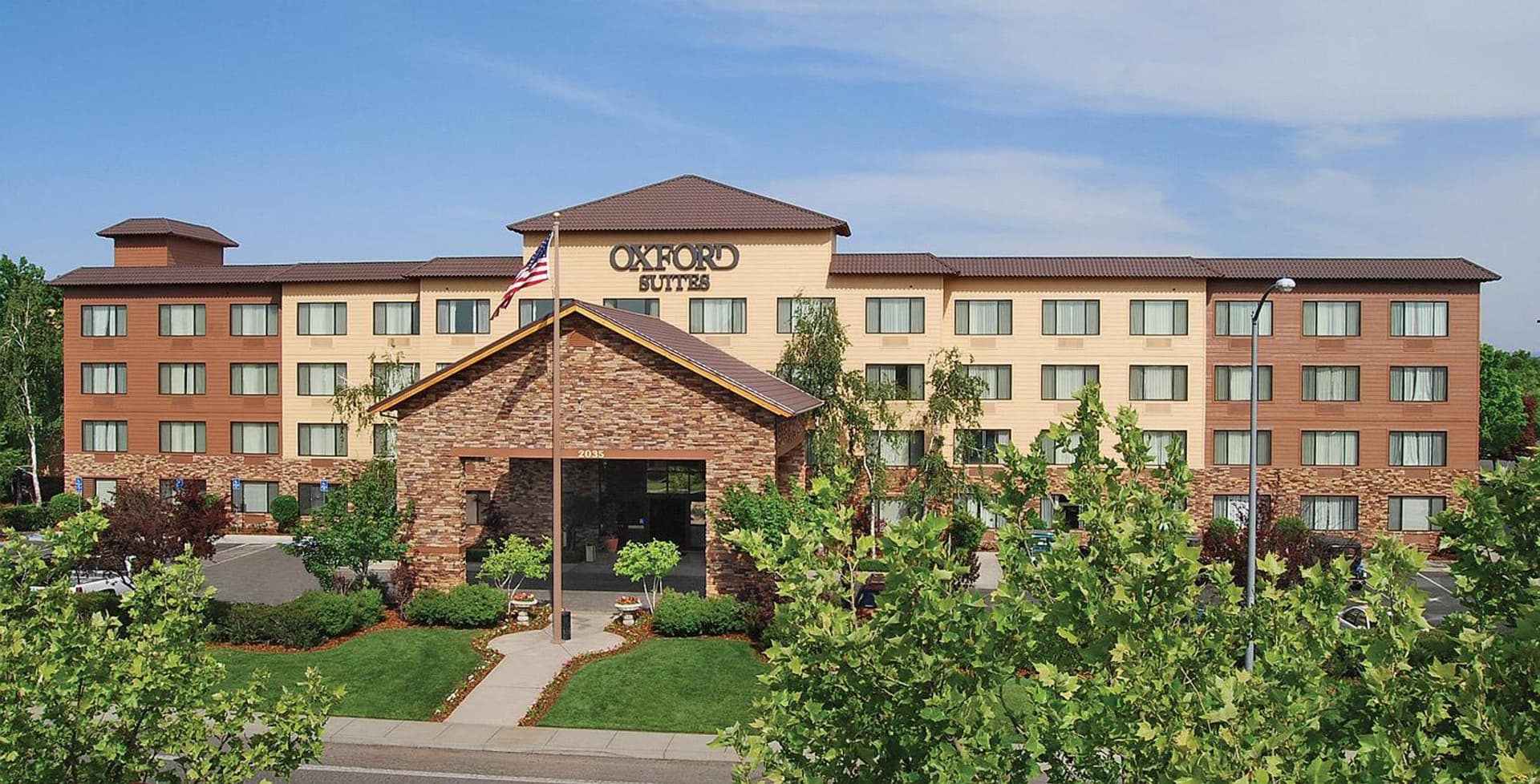 Oxford Suites Chico — hotel in Chico, California