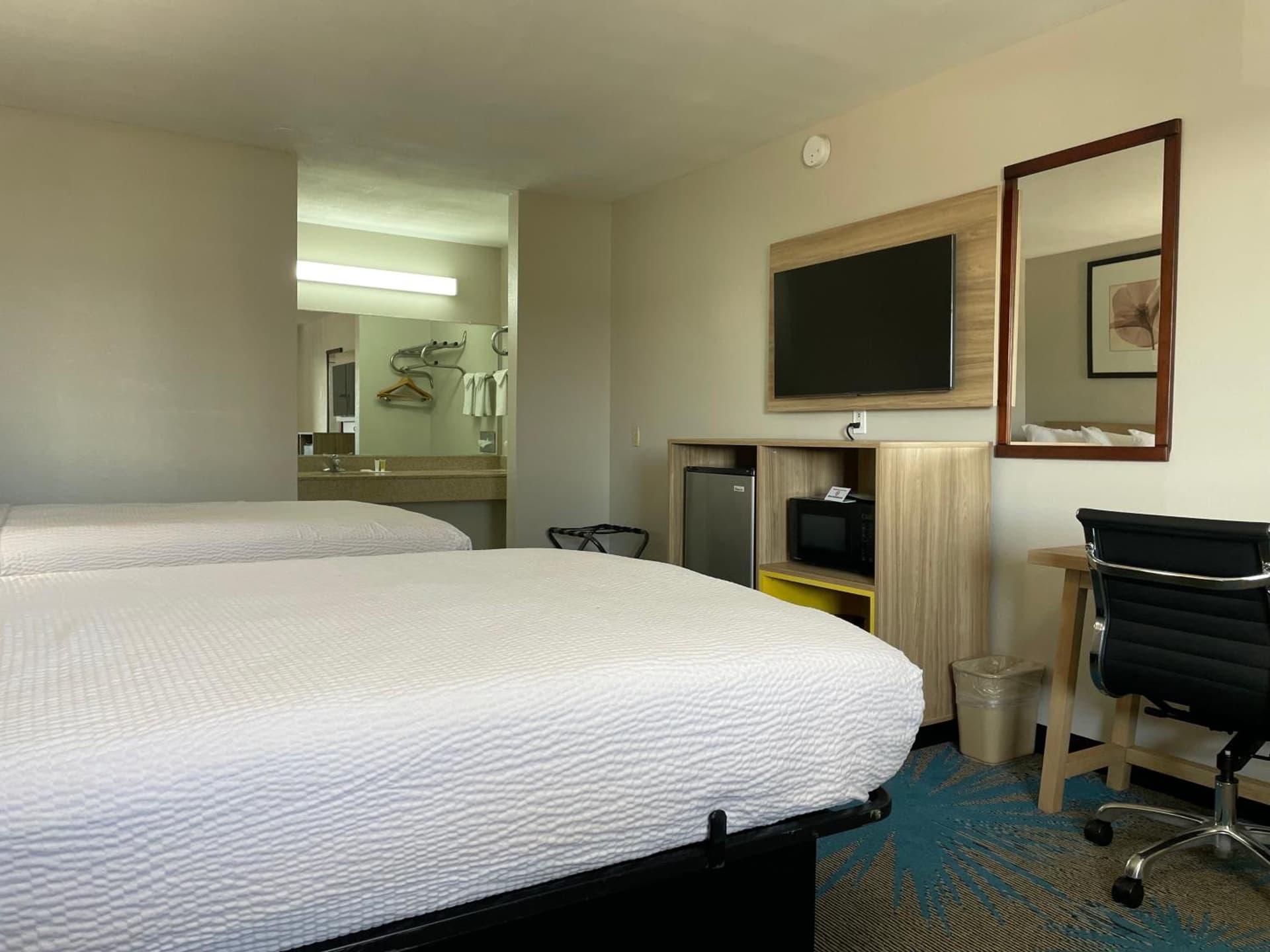 Days Inn by Wyndham Temple gallery photo in Temple, TX — image 8