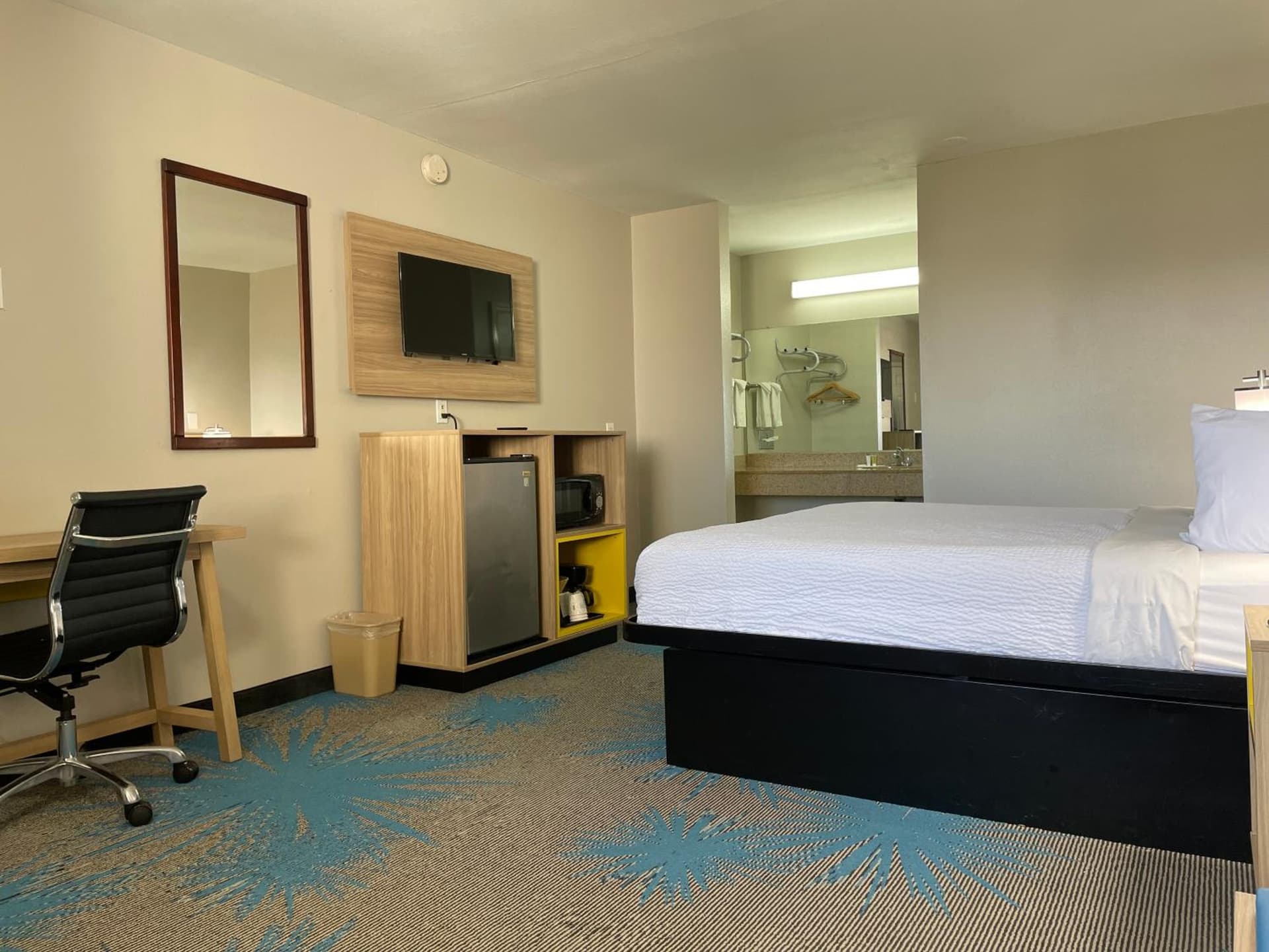 Days Inn by Wyndham Temple gallery photo in Temple, TX — image 32