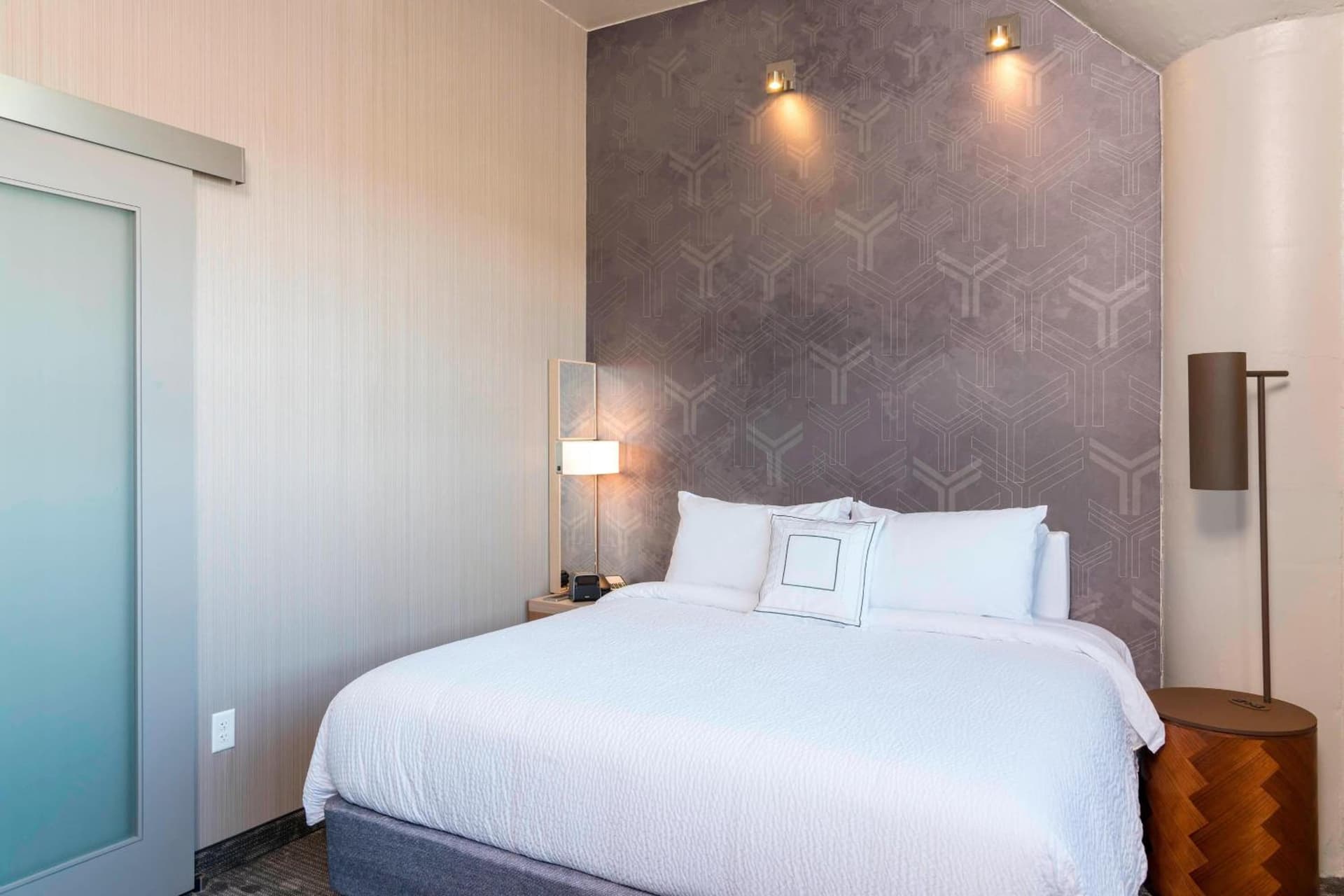 Courtyard by Marriott Waterloo Cedar Falls gallery photo in Waterloo, IA — image 24