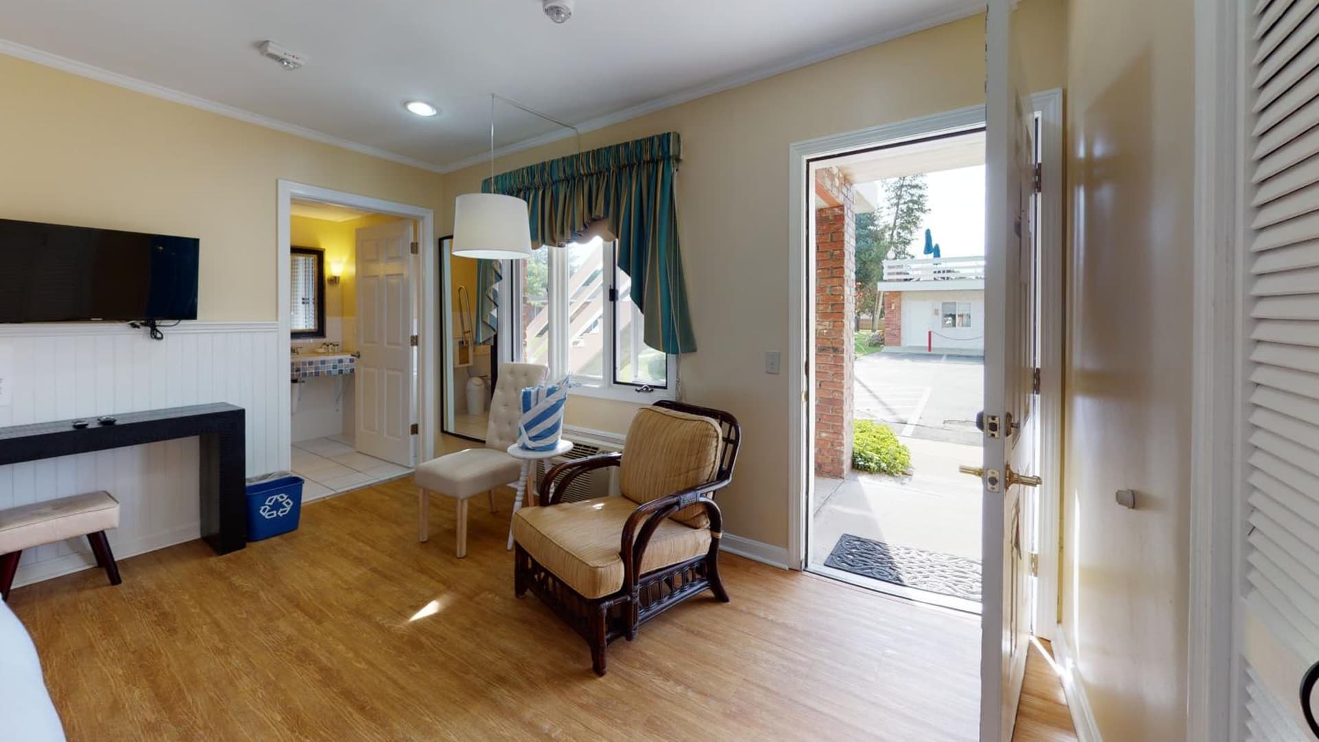 Breezeway Boutique Hotel gallery photo in Westerly, RI — image 68