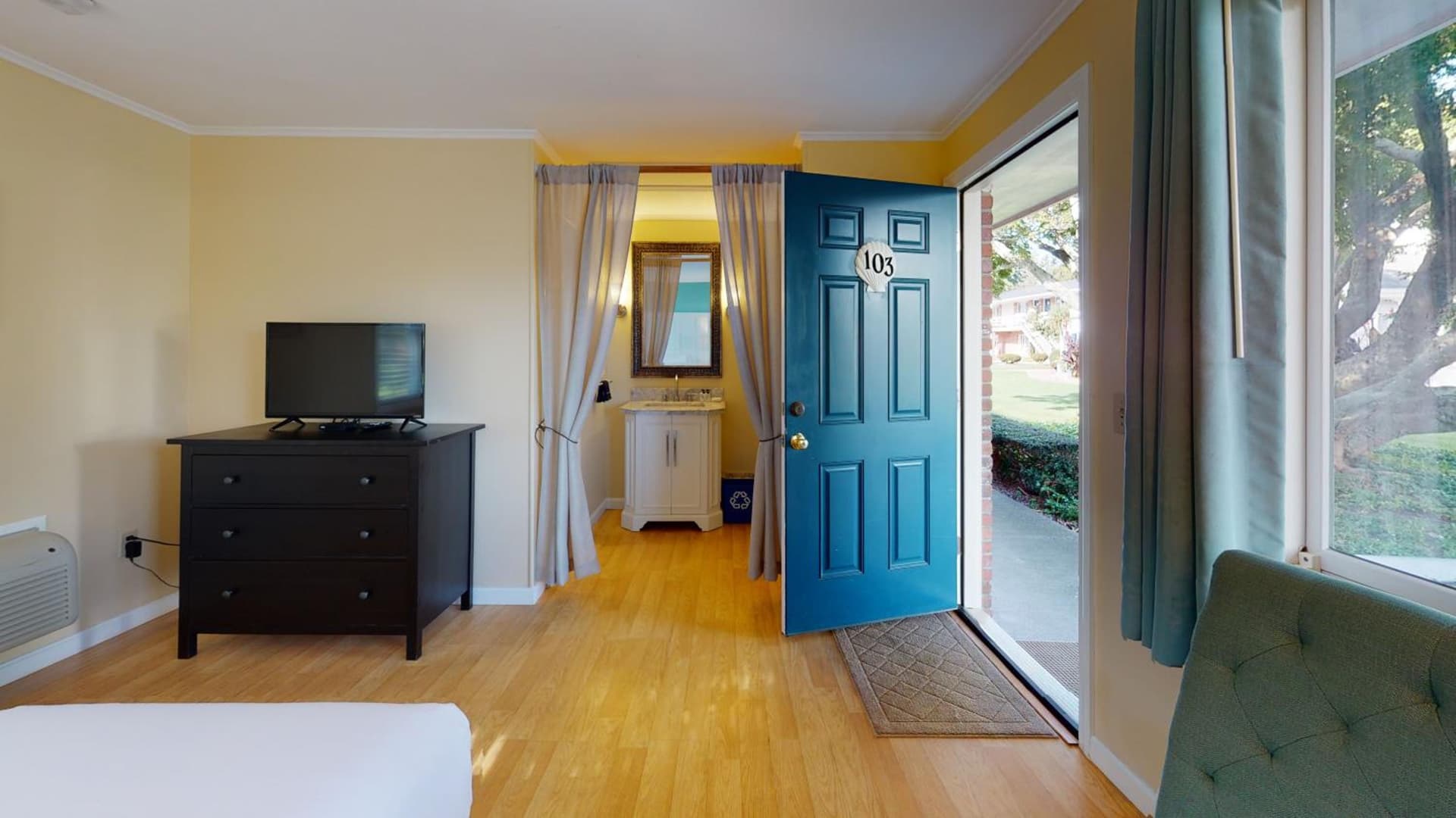 Breezeway Boutique Hotel gallery photo in Westerly, RI — image 12