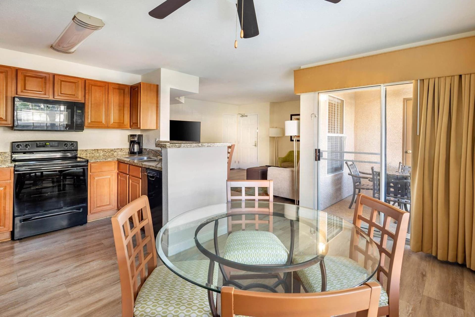 Hilton Vacation Club Desert Retreat Las Vegas gallery photo in Las Vegas, NV — image 63
