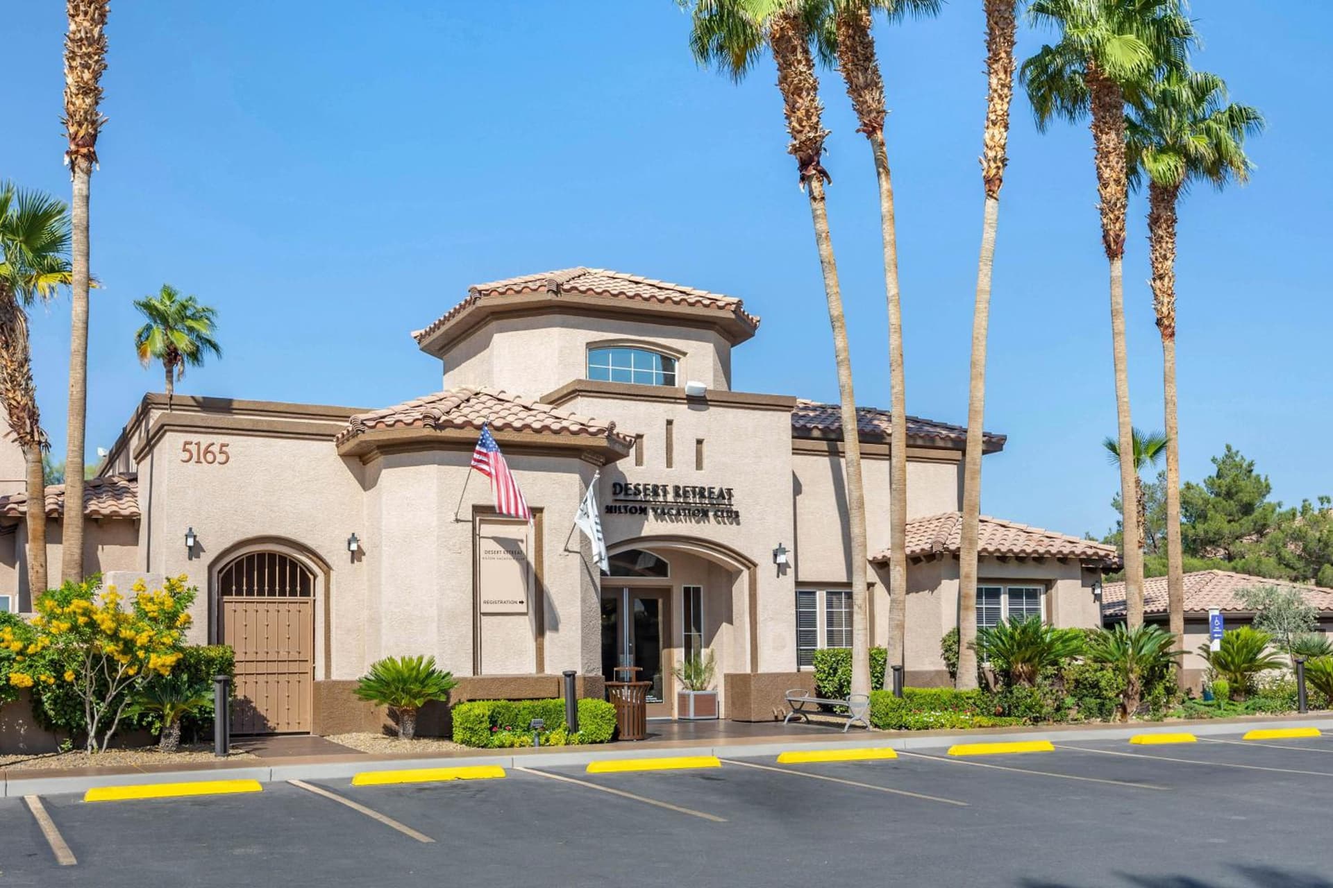 Hilton Vacation Club Desert Retreat Las Vegas gallery photo in Las Vegas, NV — image 9