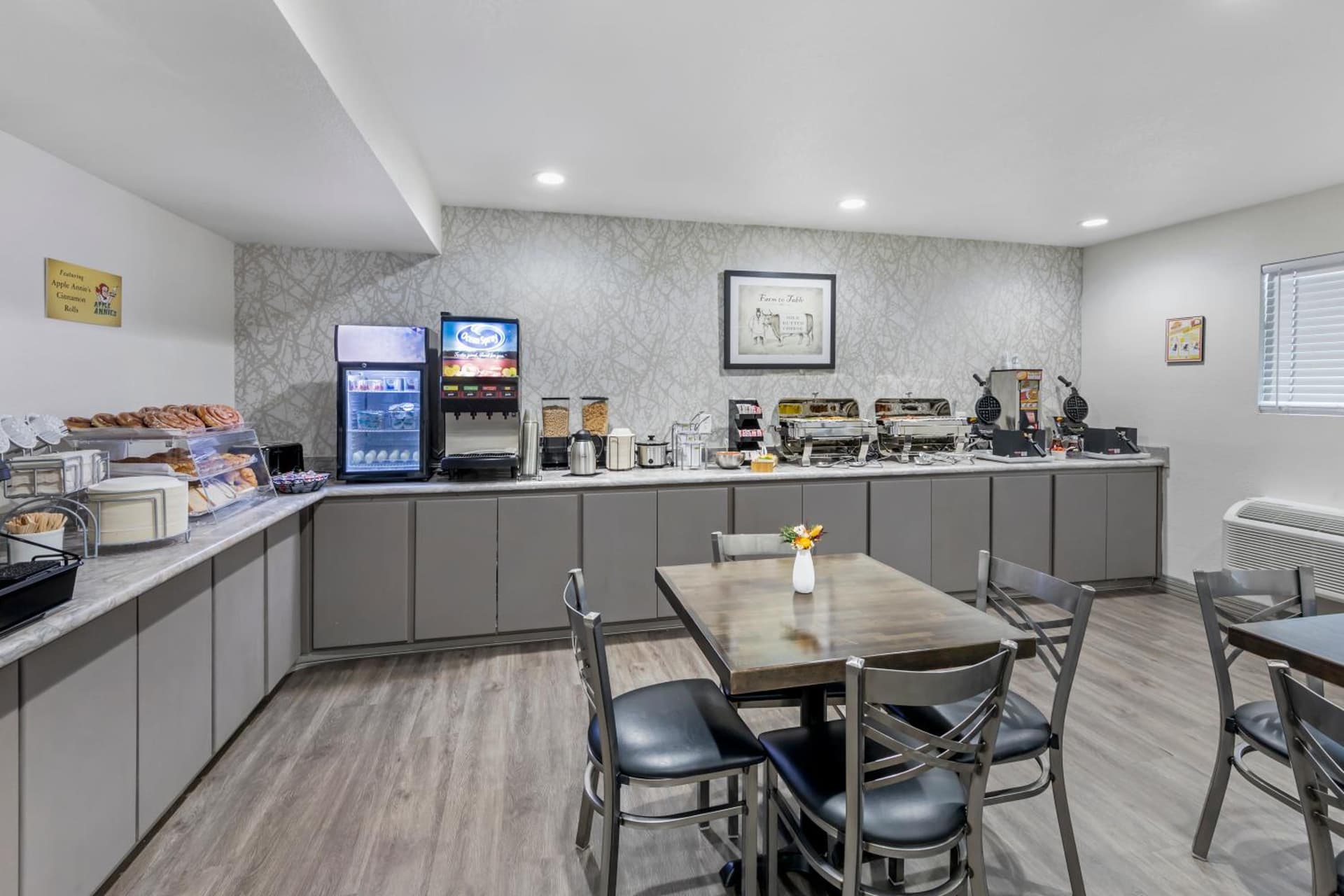Hillstone Inn Tulare, an Ascend Collection Hotel gallery photo in Tulare, CA — image 60