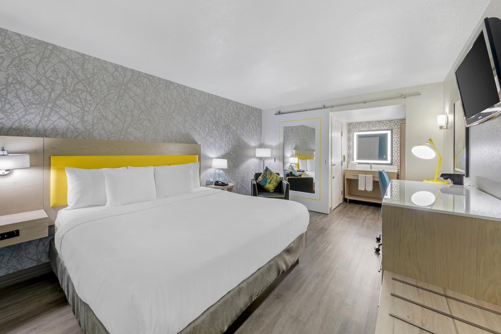 Hillstone Inn Tulare, an Ascend Collection Hotel gallery photo in Tulare, CA — image 22