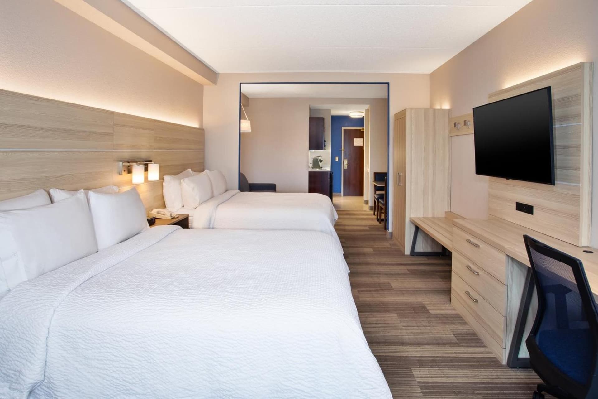 Holiday Inn Express Hotel & Suites Rochester Webster by IHG gallery photo in Webster — image 46