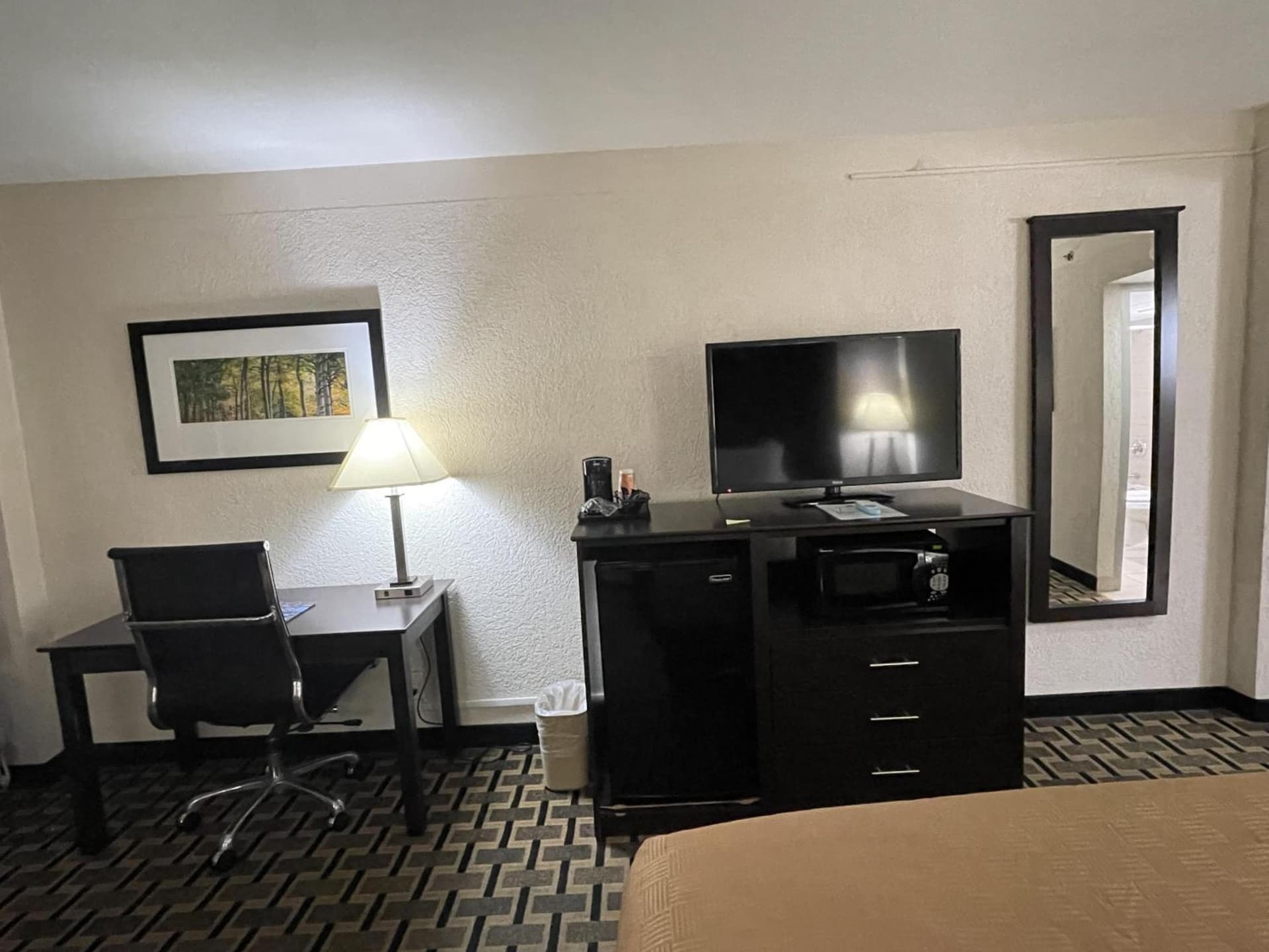 Quality Inn & Suites Cincinnati Downtown Area gallery photo in Cincinnati, OH — image 24